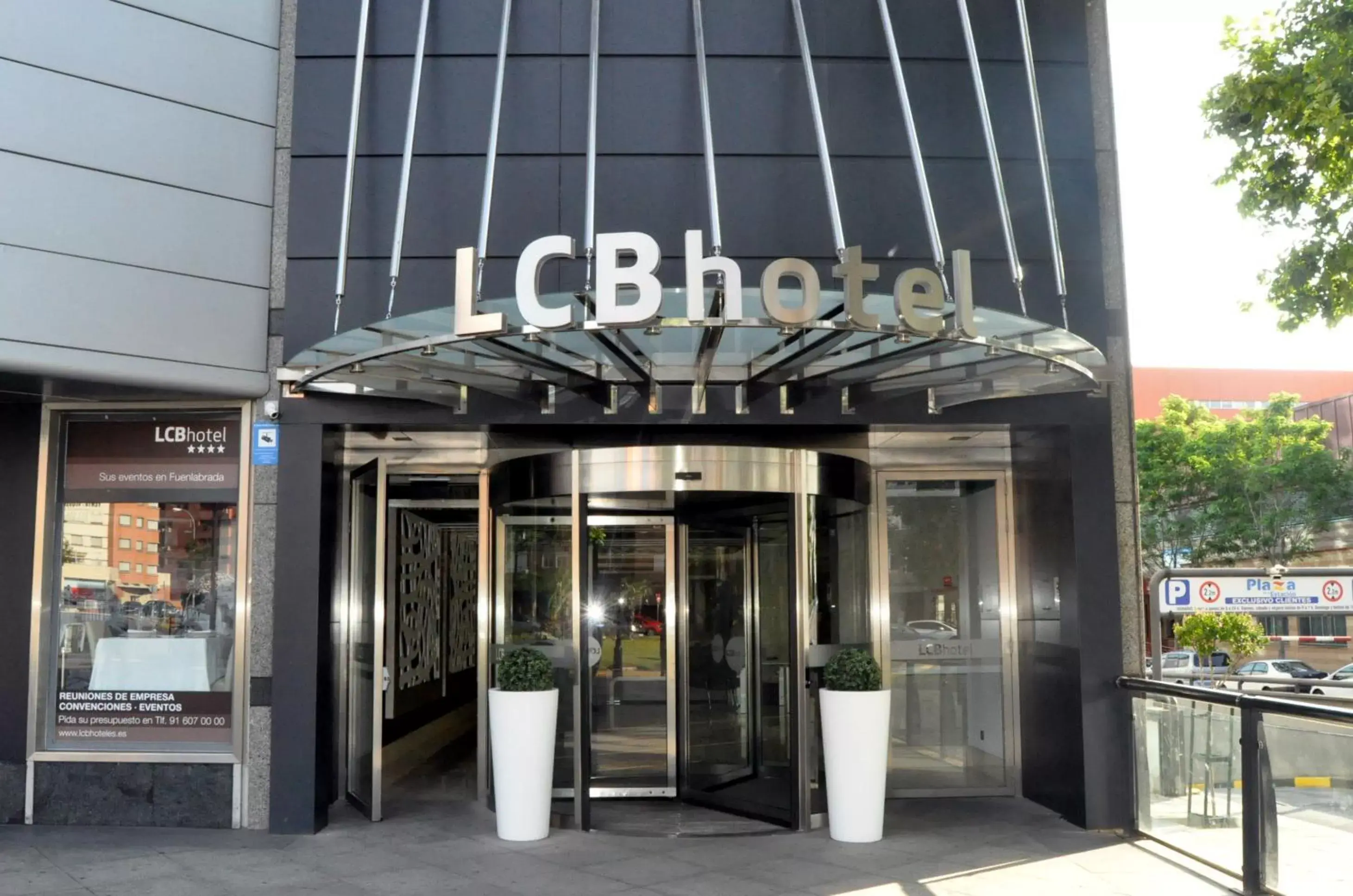 Facade/entrance in LCB Hotel Fuenlabrada