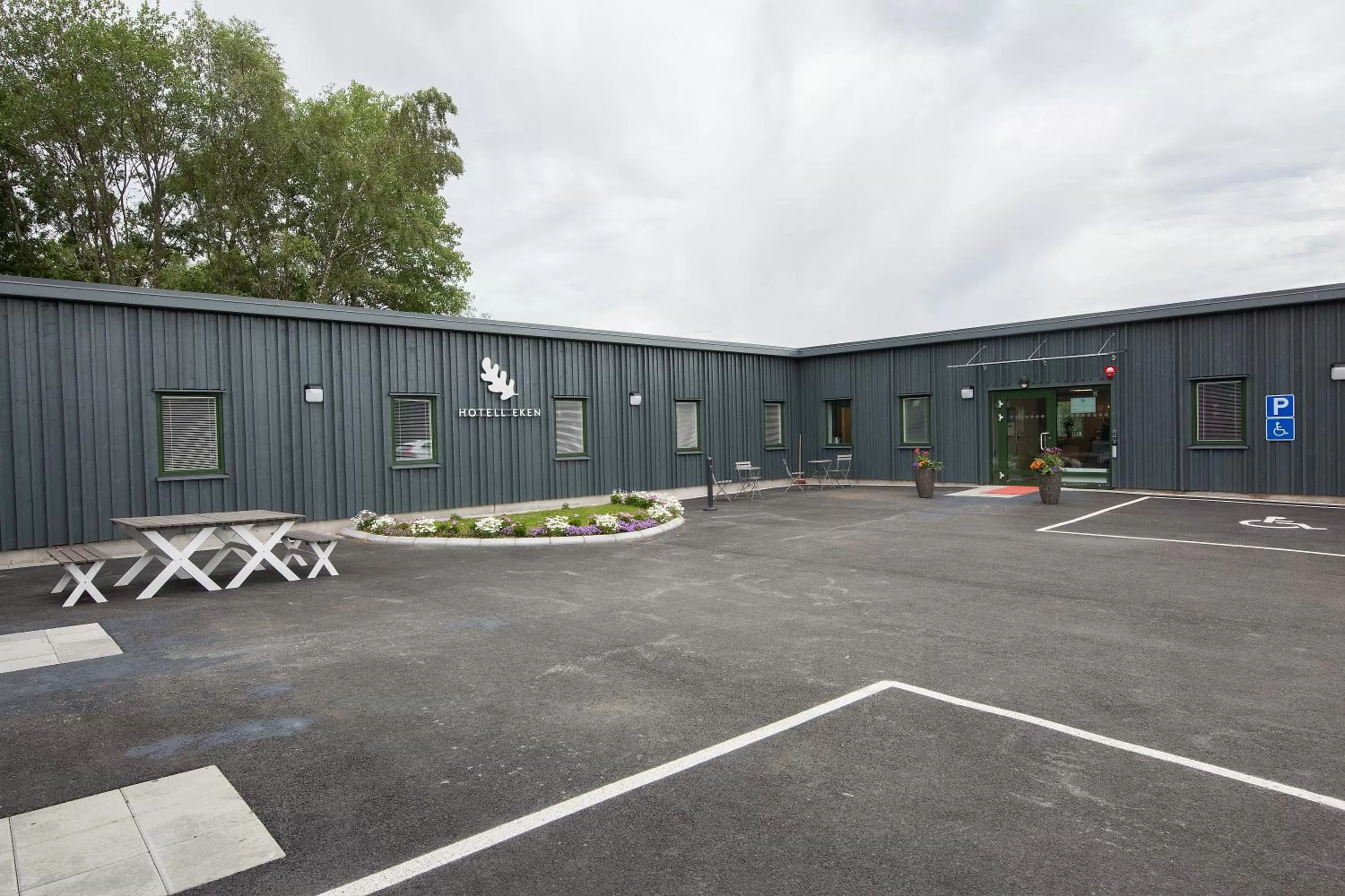 Property building in Hotell Eken Mölndal