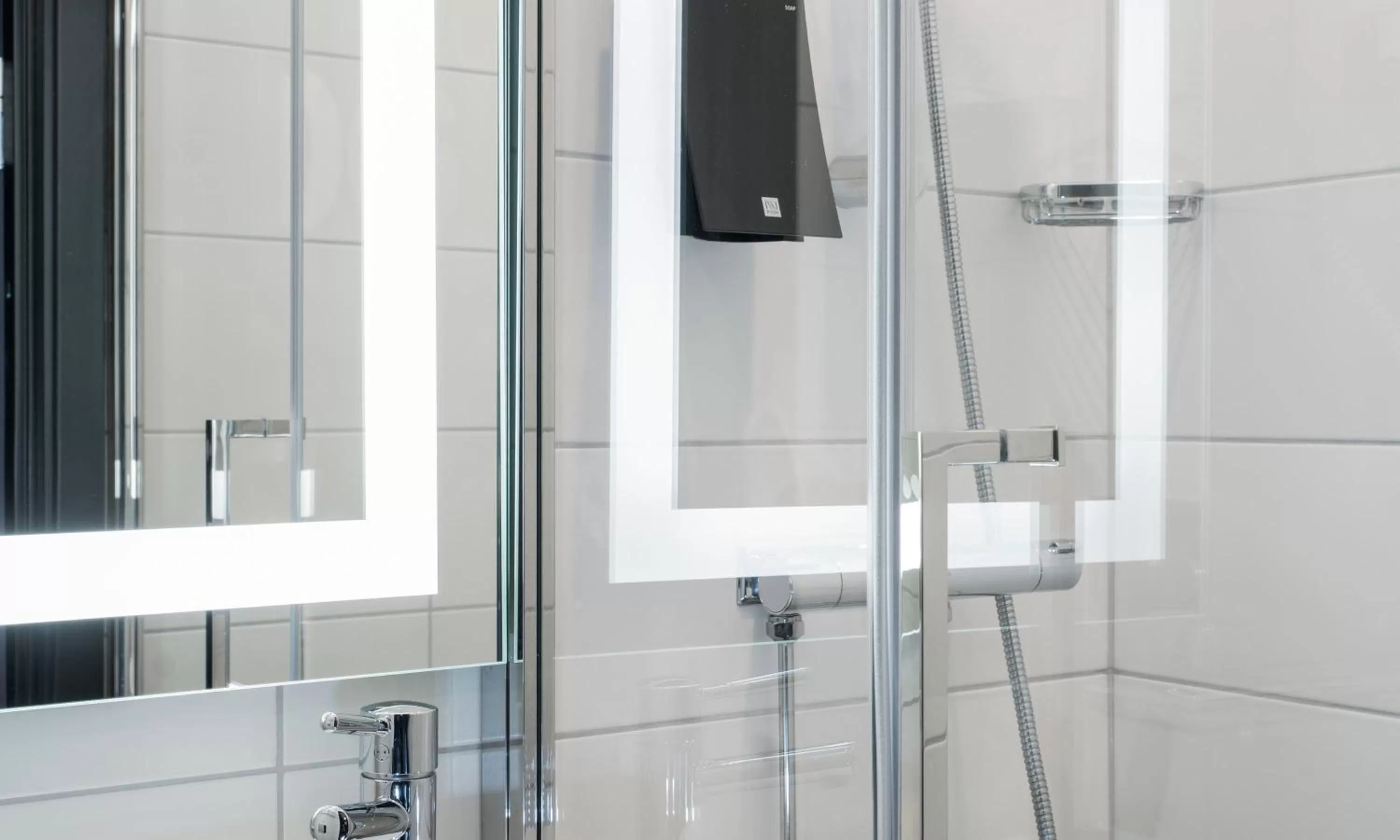 Shower in Thon Hotel Astoria