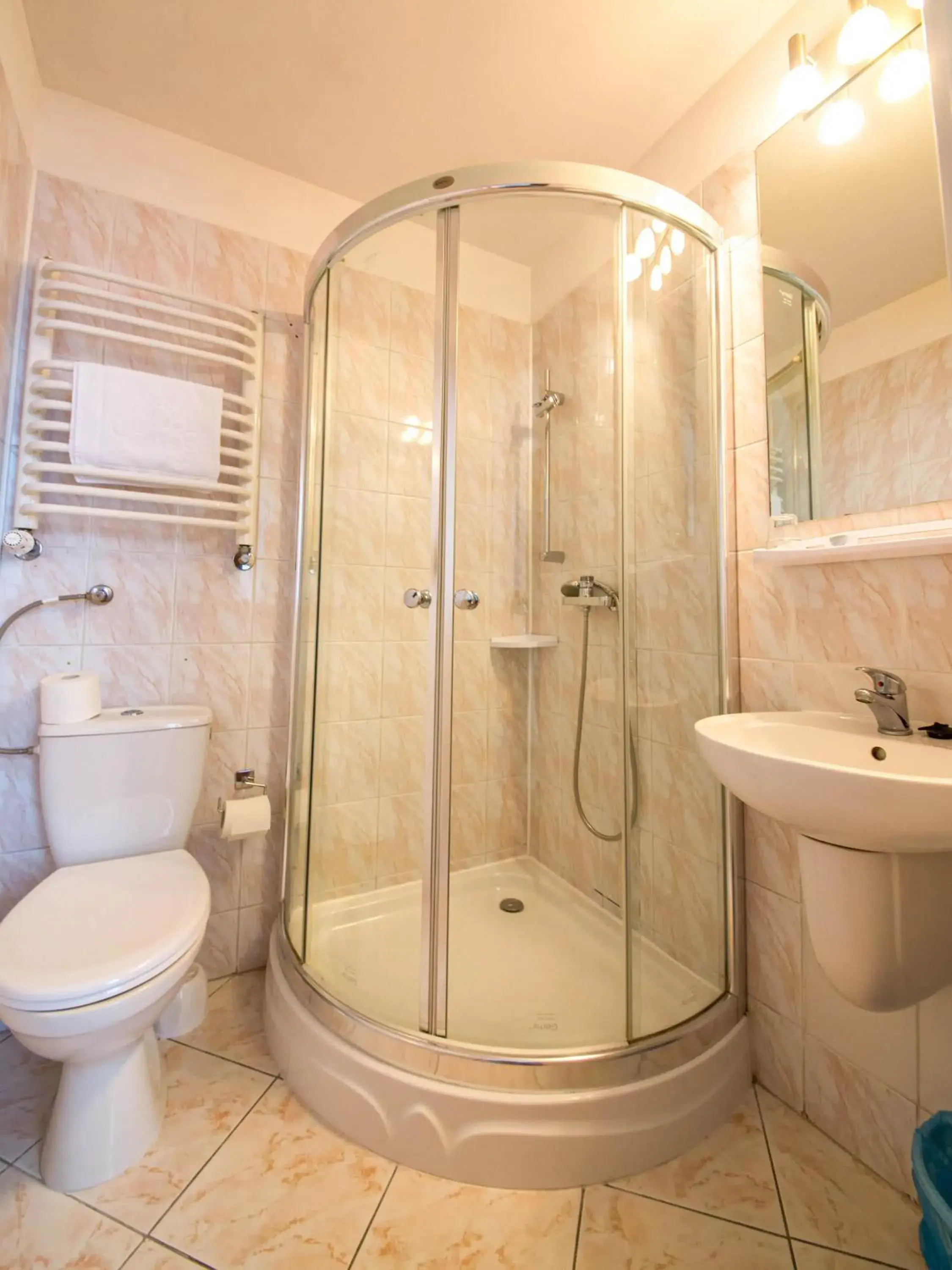 Shower, Bathroom in Villa Anna Lisa