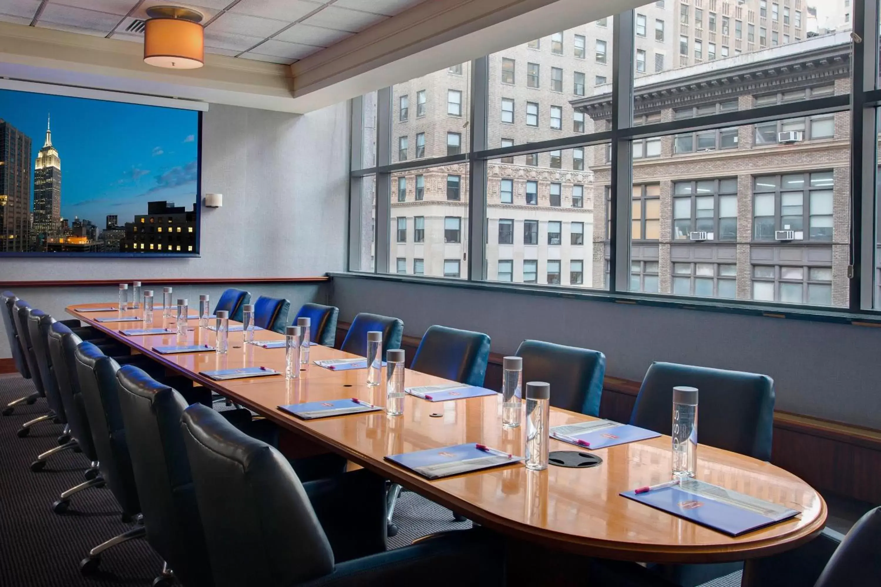 Meeting/conference room in Residence Inn by Marriott New York Manhattan/Times Square