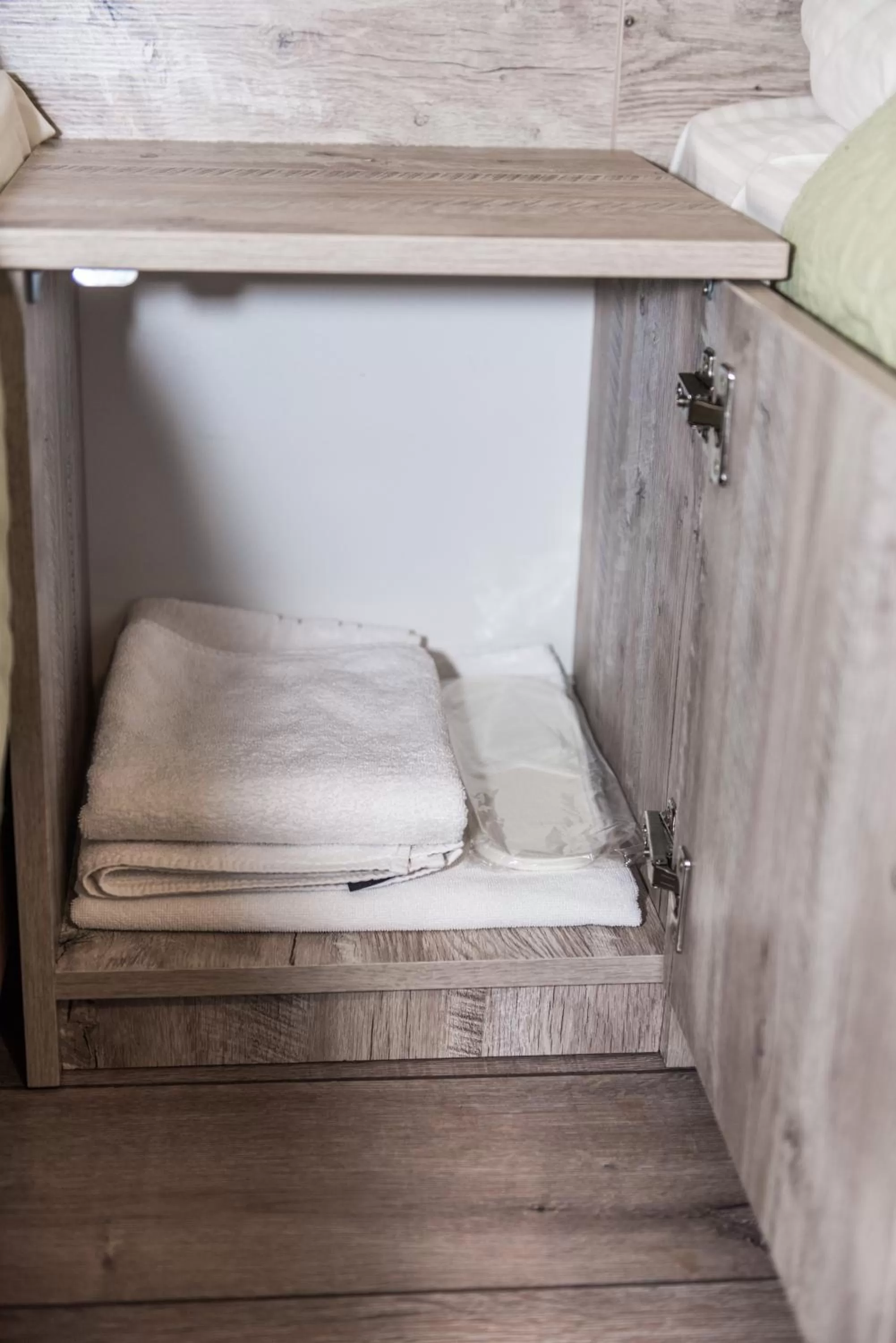 Bedroom, Bunk Bed in Smart Apart