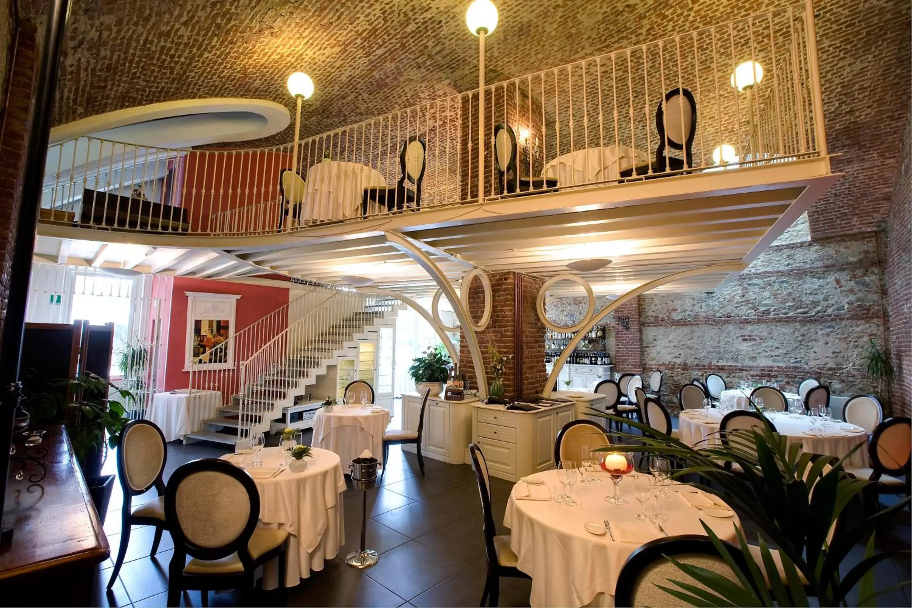 Patio, Restaurant/Places to Eat in Hotel Cascina Di Corte