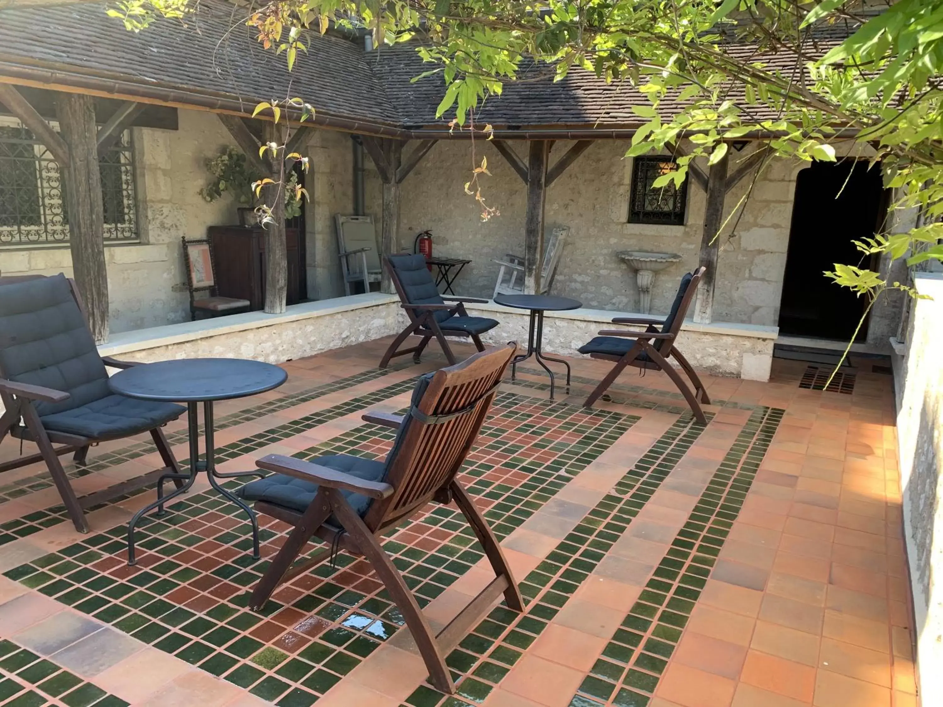 Patio in Demeure des Vieux Bains