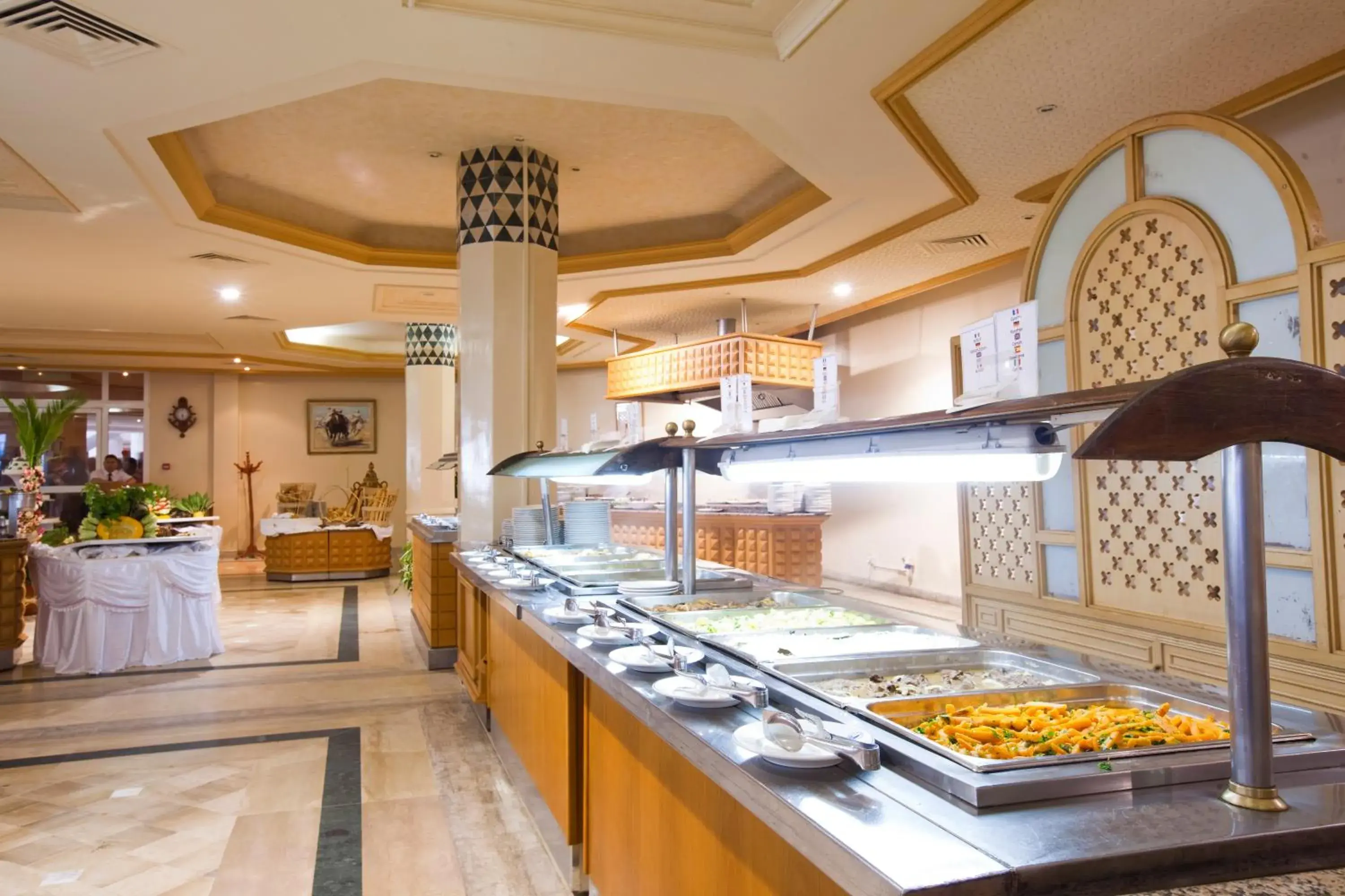 Restaurant/places to eat in El Mouradi Mahdia