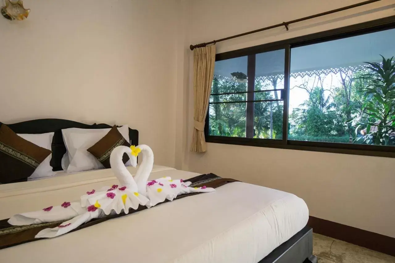 Bedroom, Bed in Chang Cliff Resort