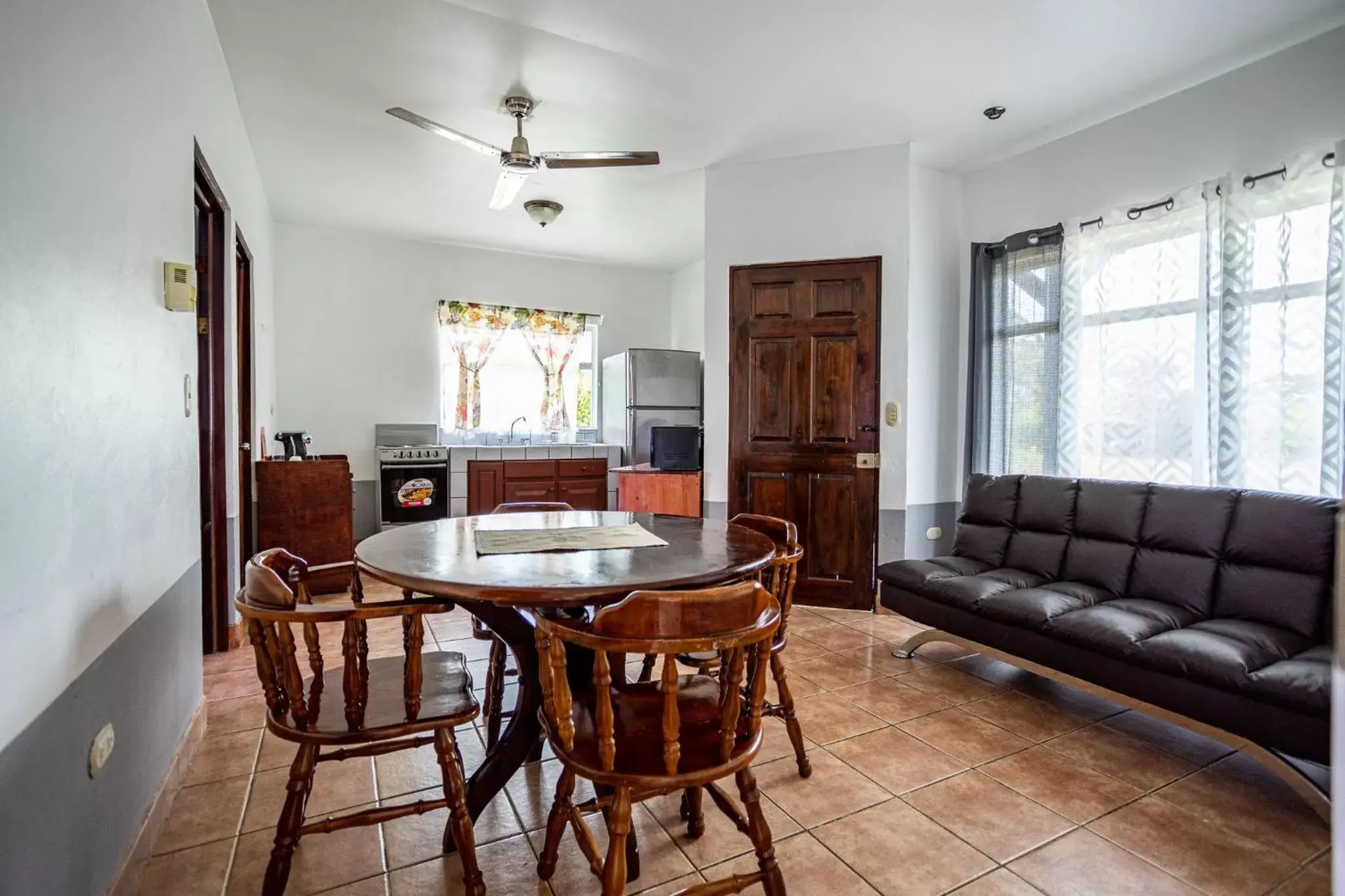 Living room, Dining Area in Hotel El Rancho