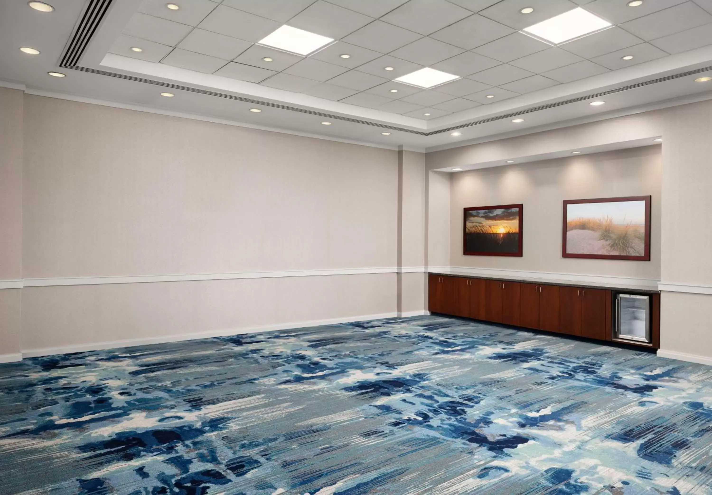 Meeting/conference room in Hilton Virginia Beach Oceanfront