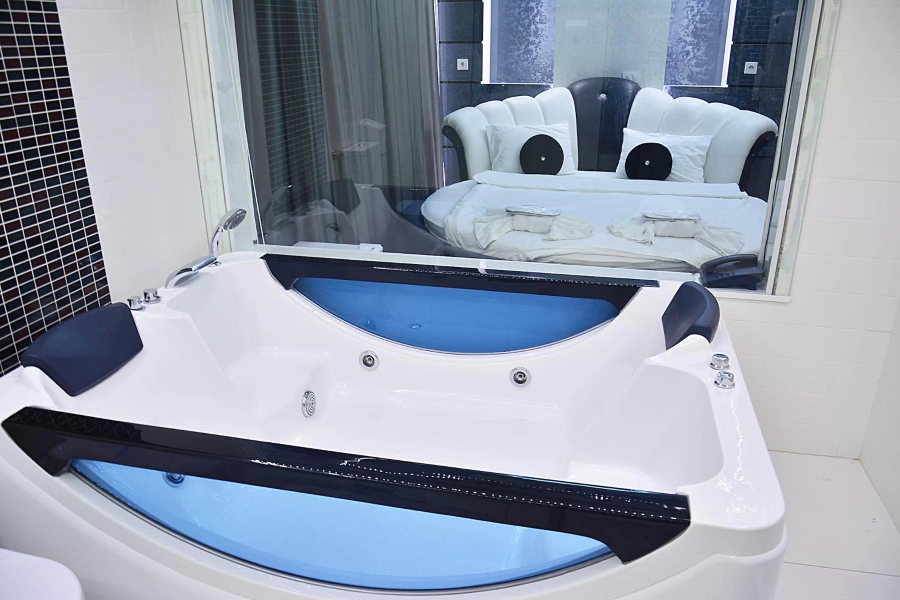 Toilet in Hotel De KOKA