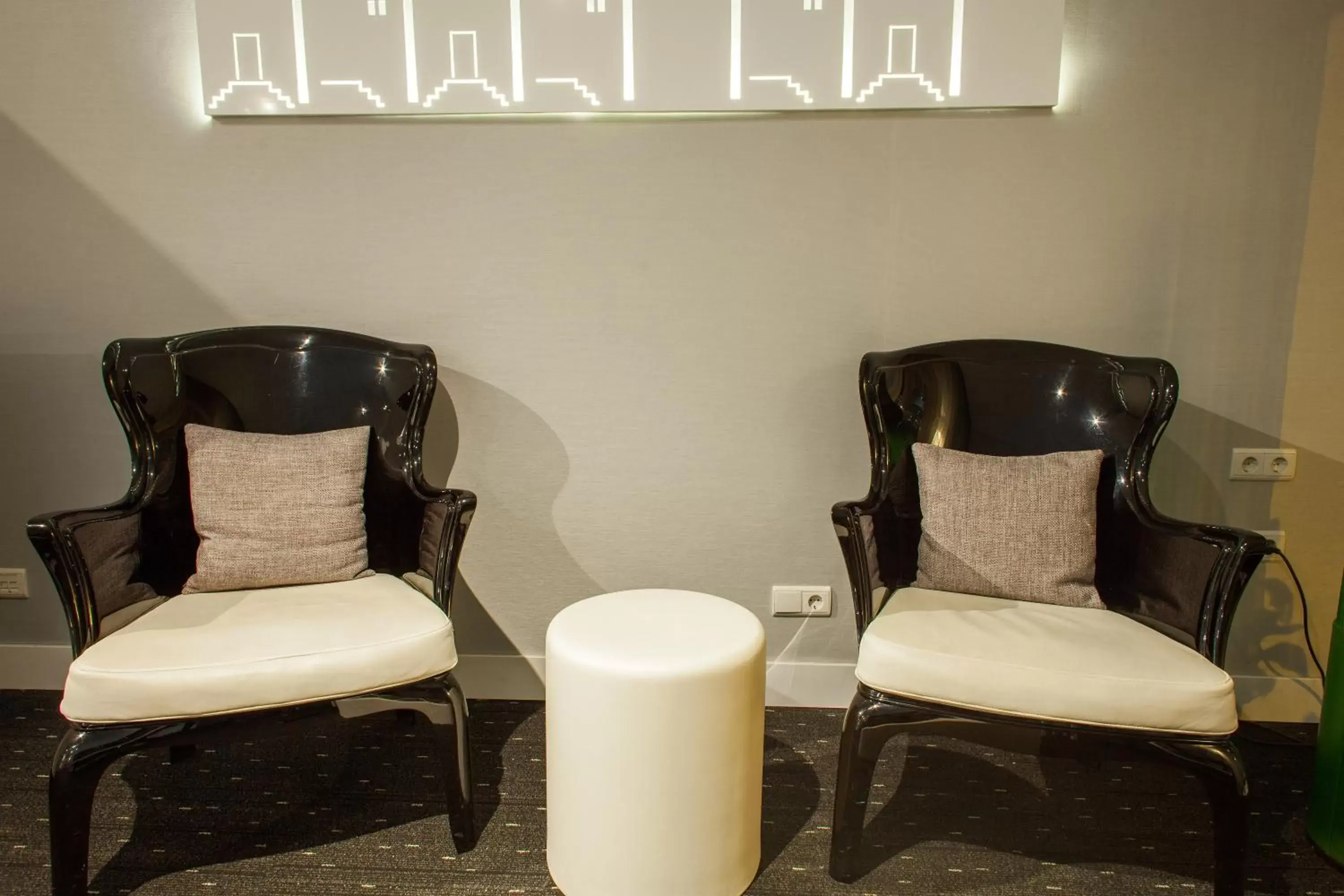 Seating area, Lounge/Bar in ibis Styles Amsterdam City