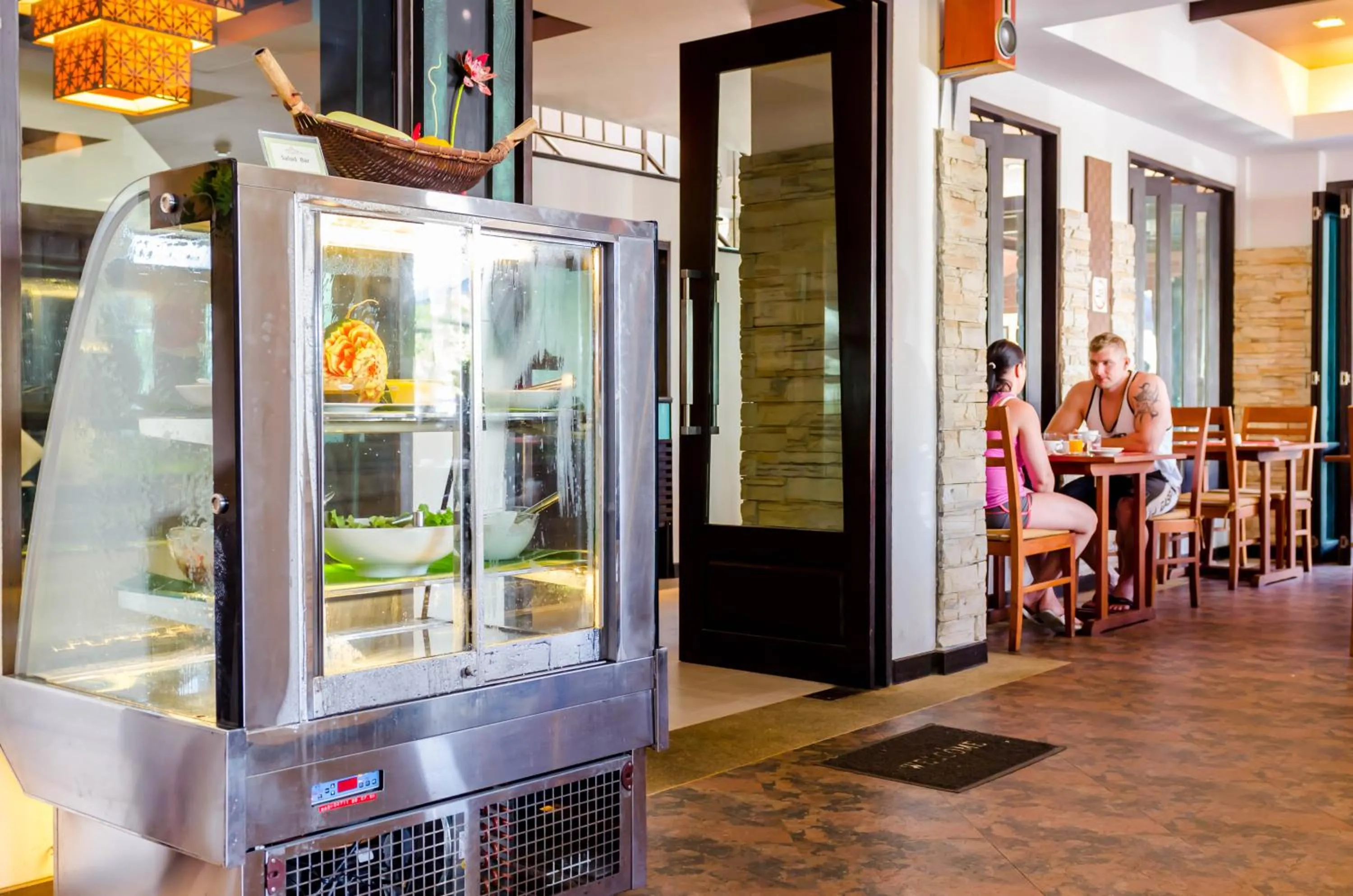 Restaurant/places to eat in Nipa Resort, Patong Beach