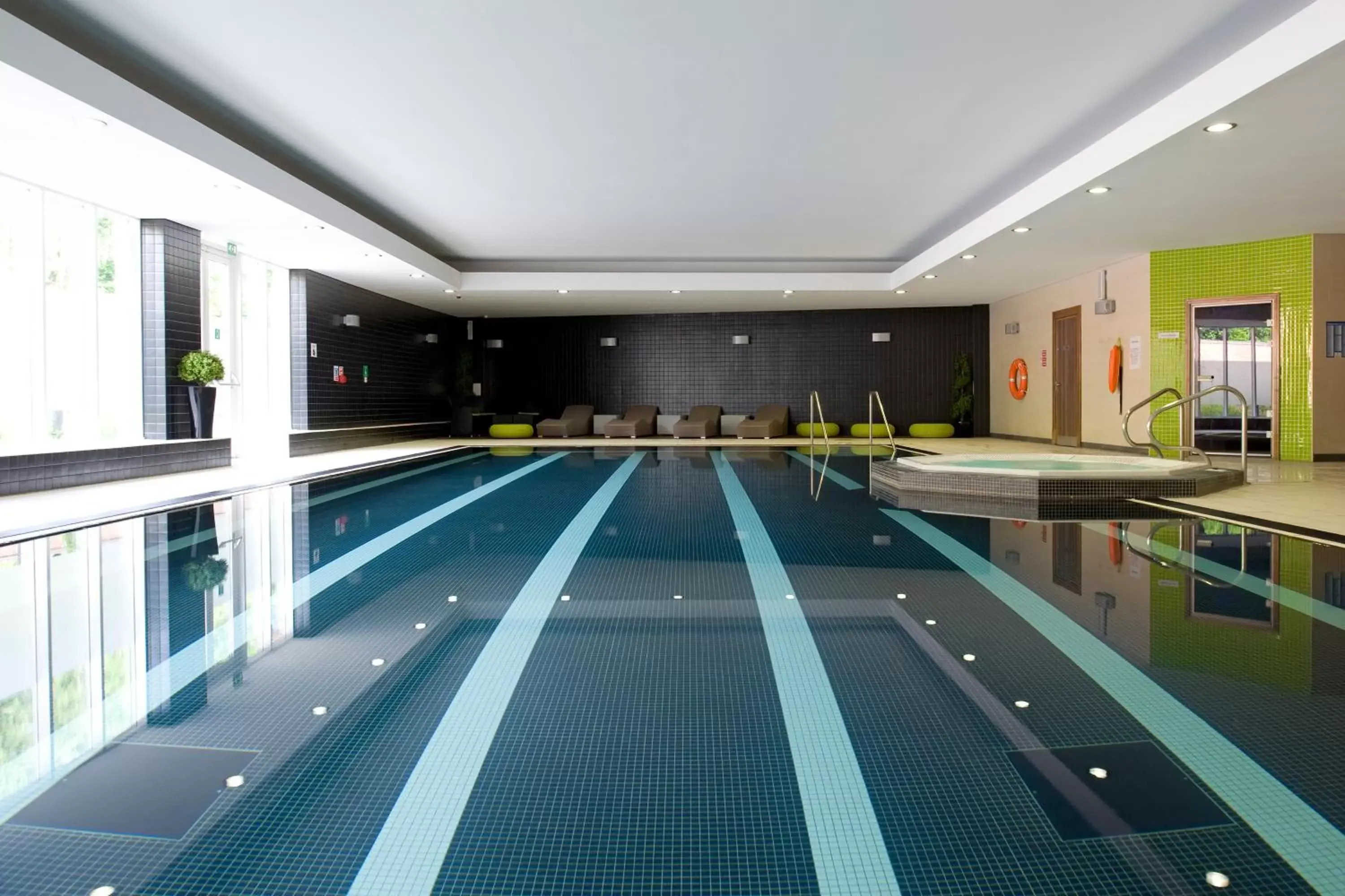 Swimming Pool in Radisson Blu Hotel, Durham