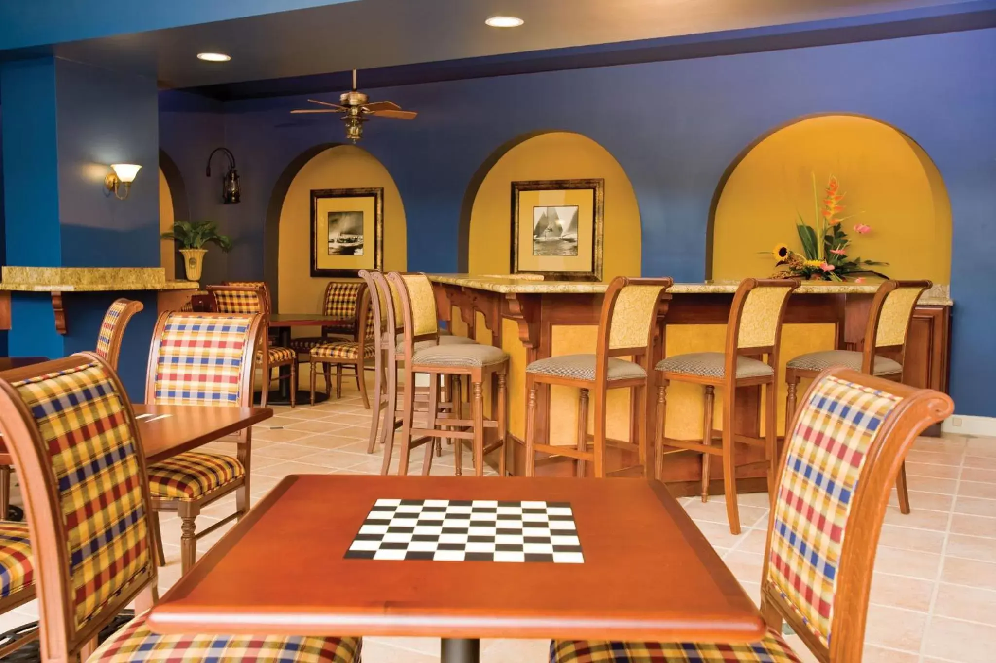 Restaurant/Places to Eat in Club Wyndham Santa Barbara