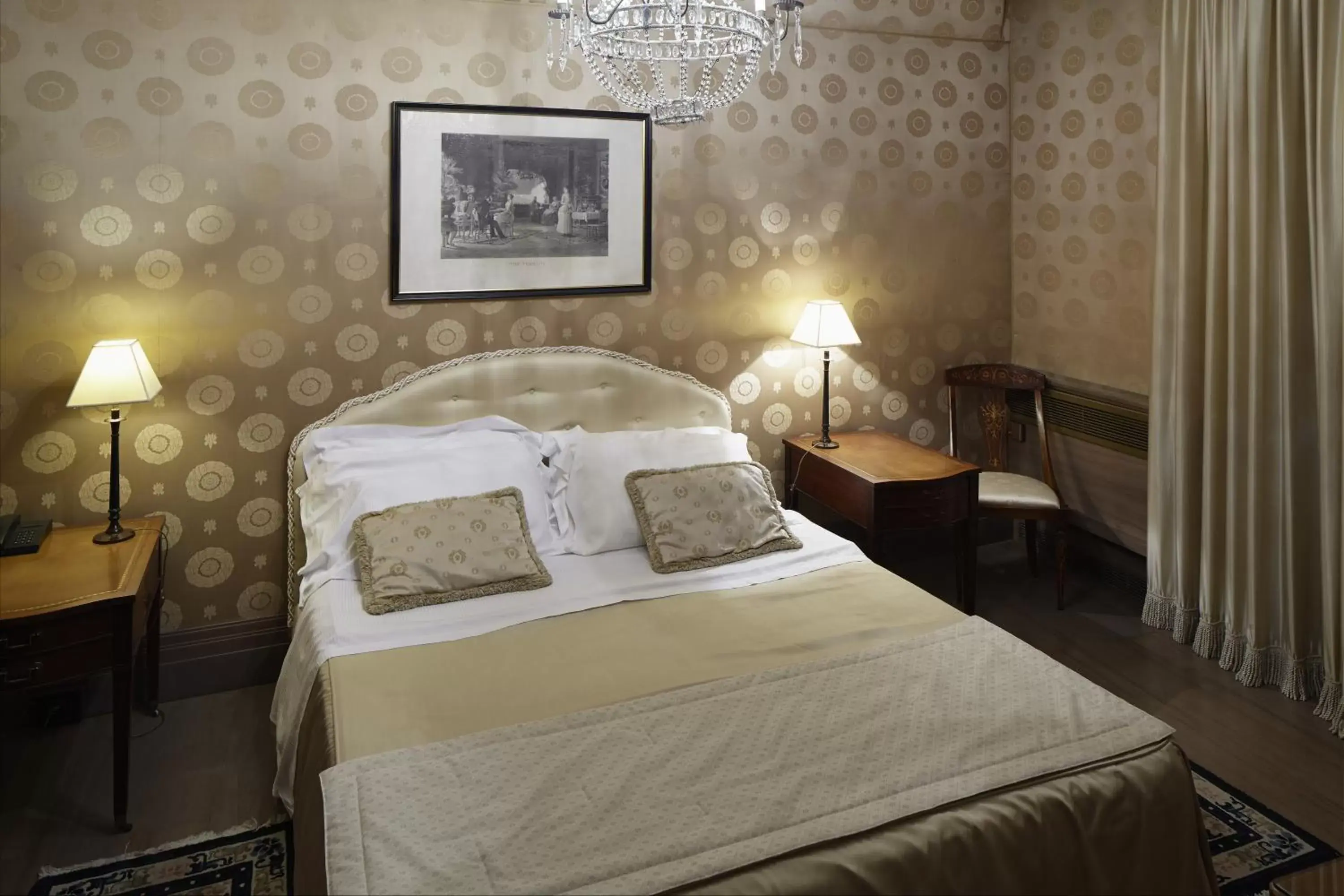 Bedroom, Bed in Albergo Cappello