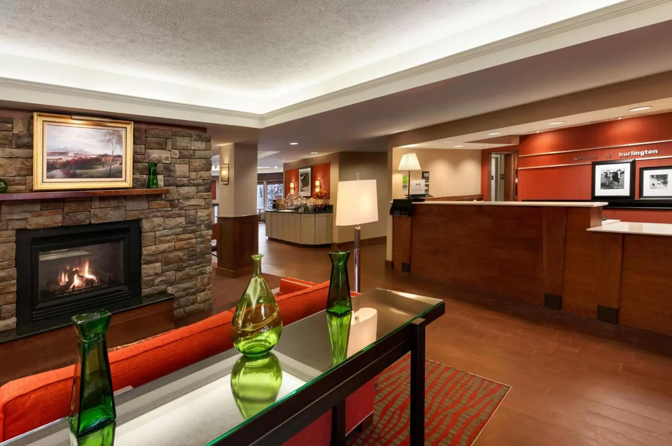 Lobby or reception, Lobby/Reception in Hampton Inn Burlington - Colchester