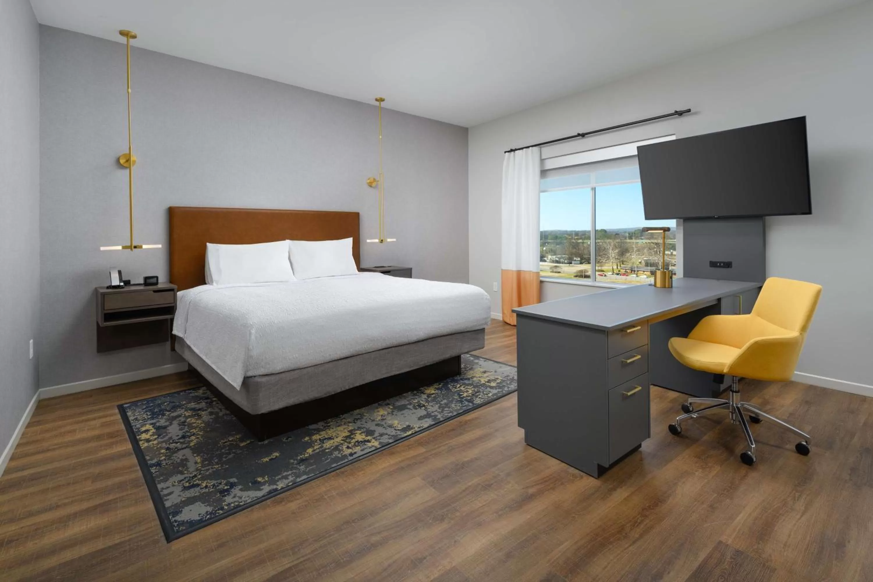 Bedroom, Bed in Hampton Inn & Suites Huntsville Downtown, Al