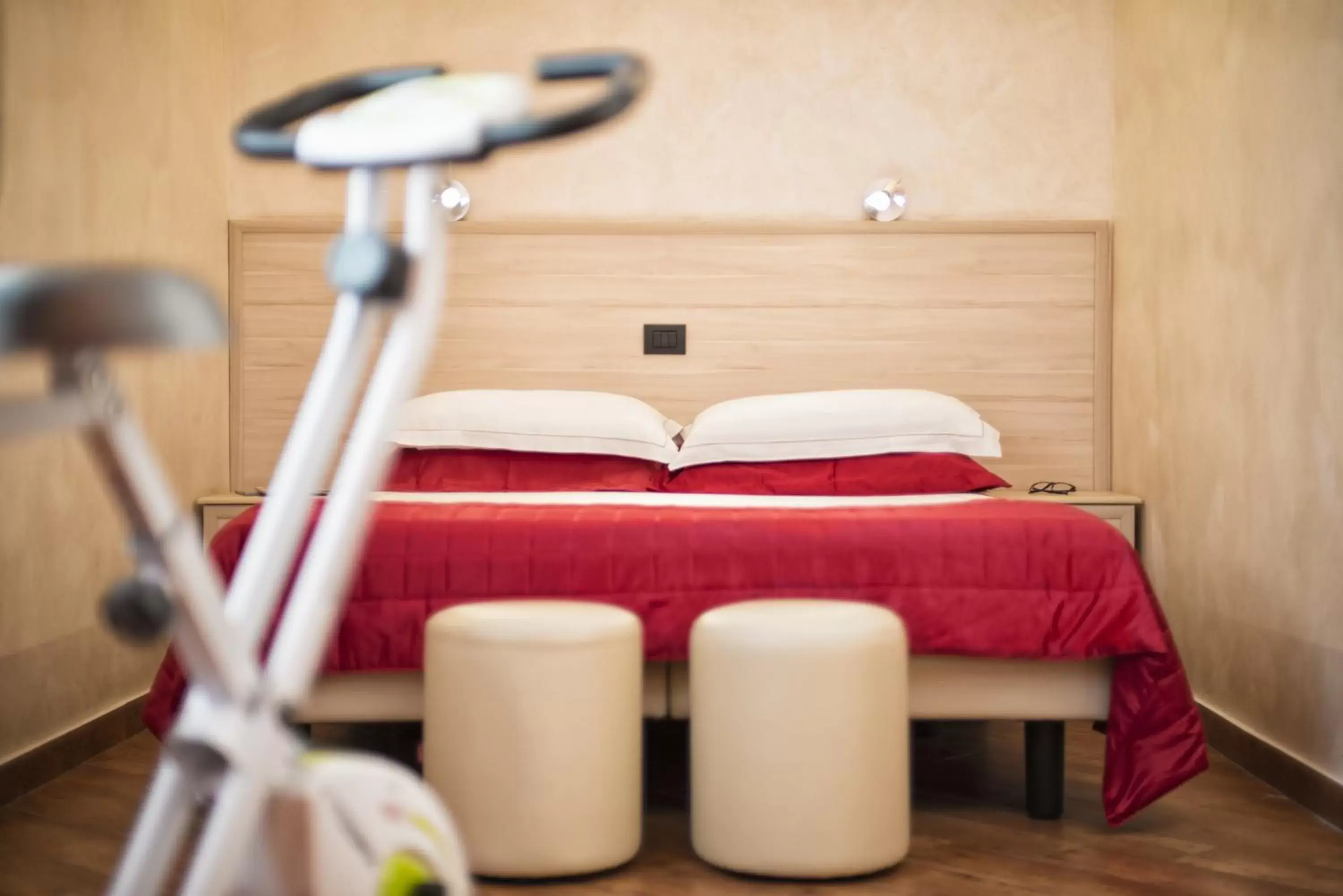 Fitness centre/facilities, Bed in Simon Hotel