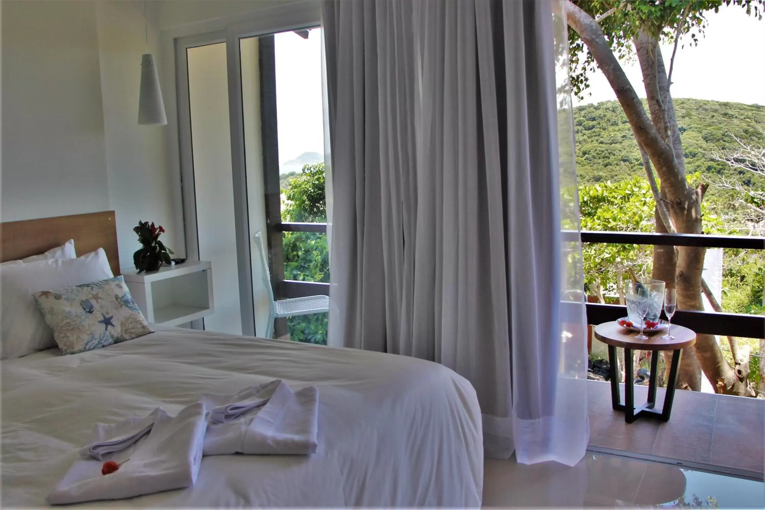 Bedroom in Ilha Branca Exclusive Hotel