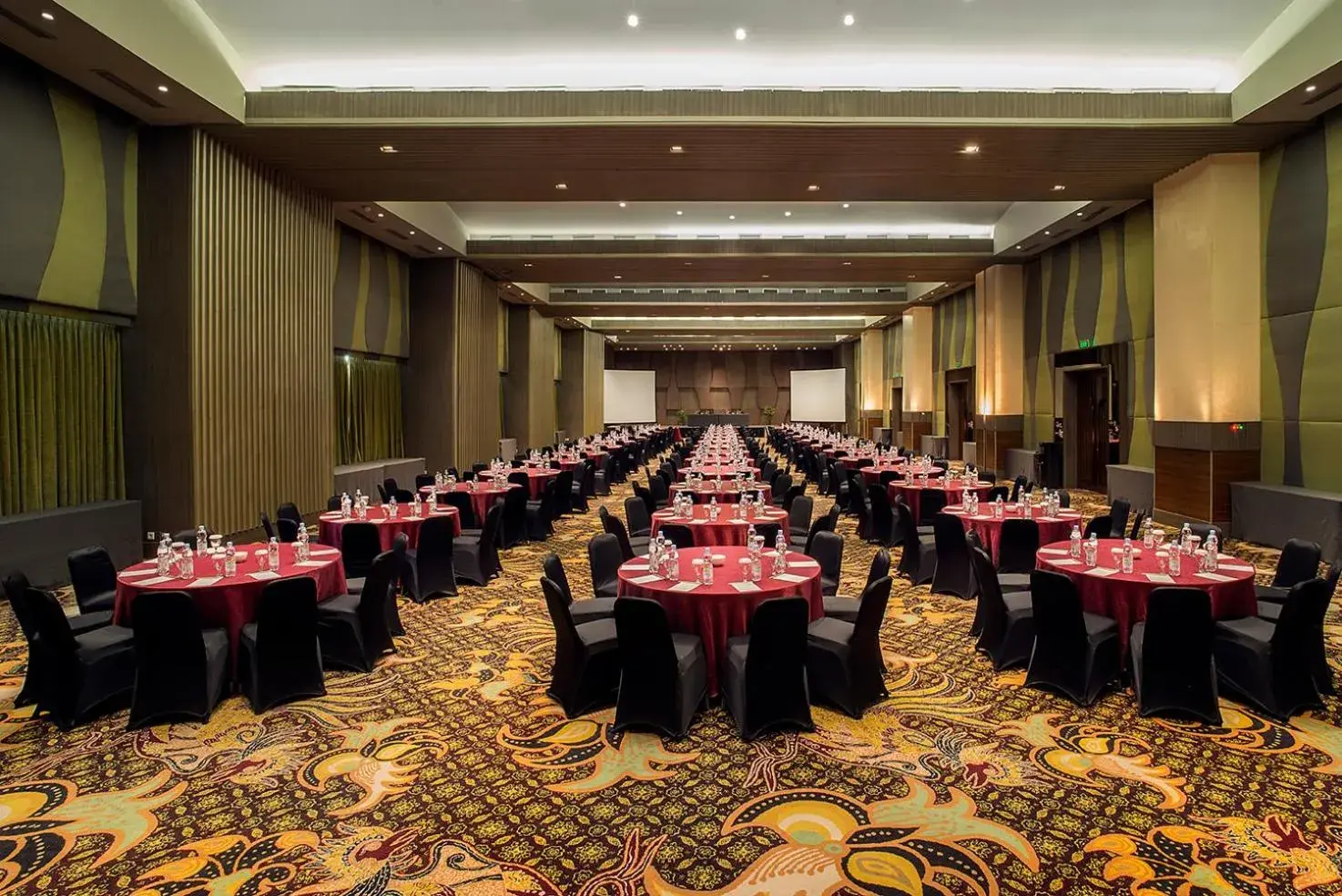 Property building, Restaurant/Places to Eat in eL Hotel Jakarta