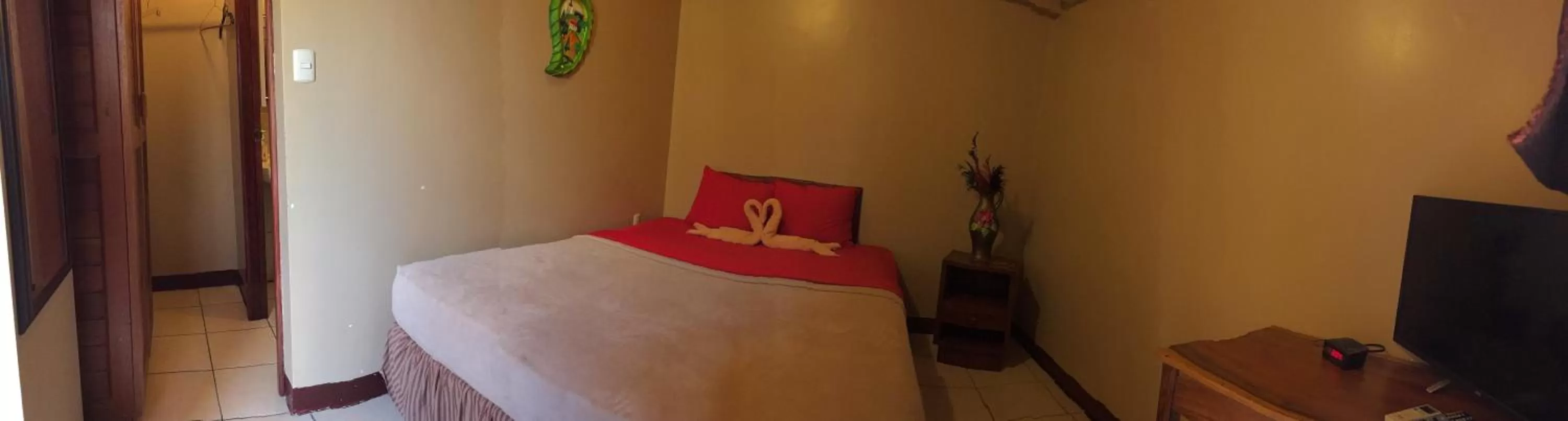 Bed in Art Hotel Managua