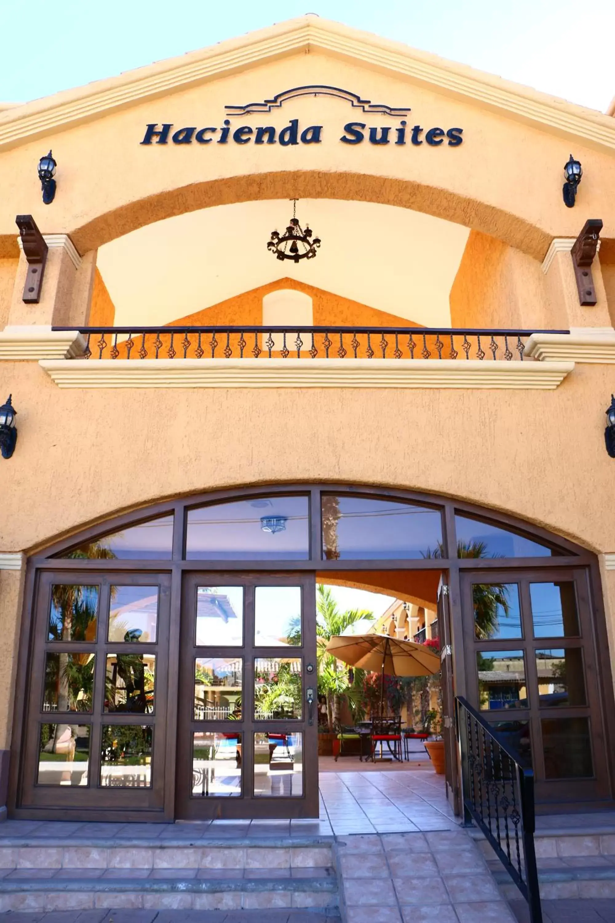 Facade/entrance, Property Building in Hacienda Suites Loreto