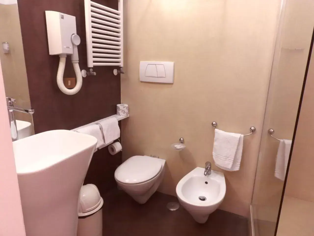 Bathroom in Basilica Hotel