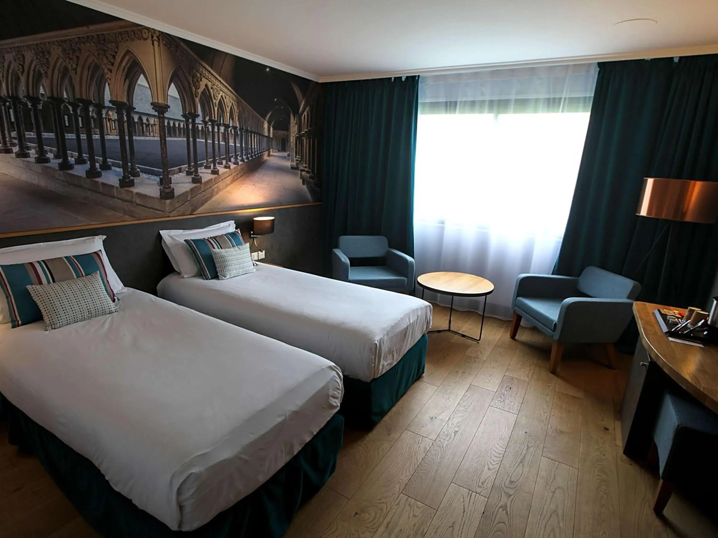 Bedroom, Bed in Mercure Mont Saint Michel