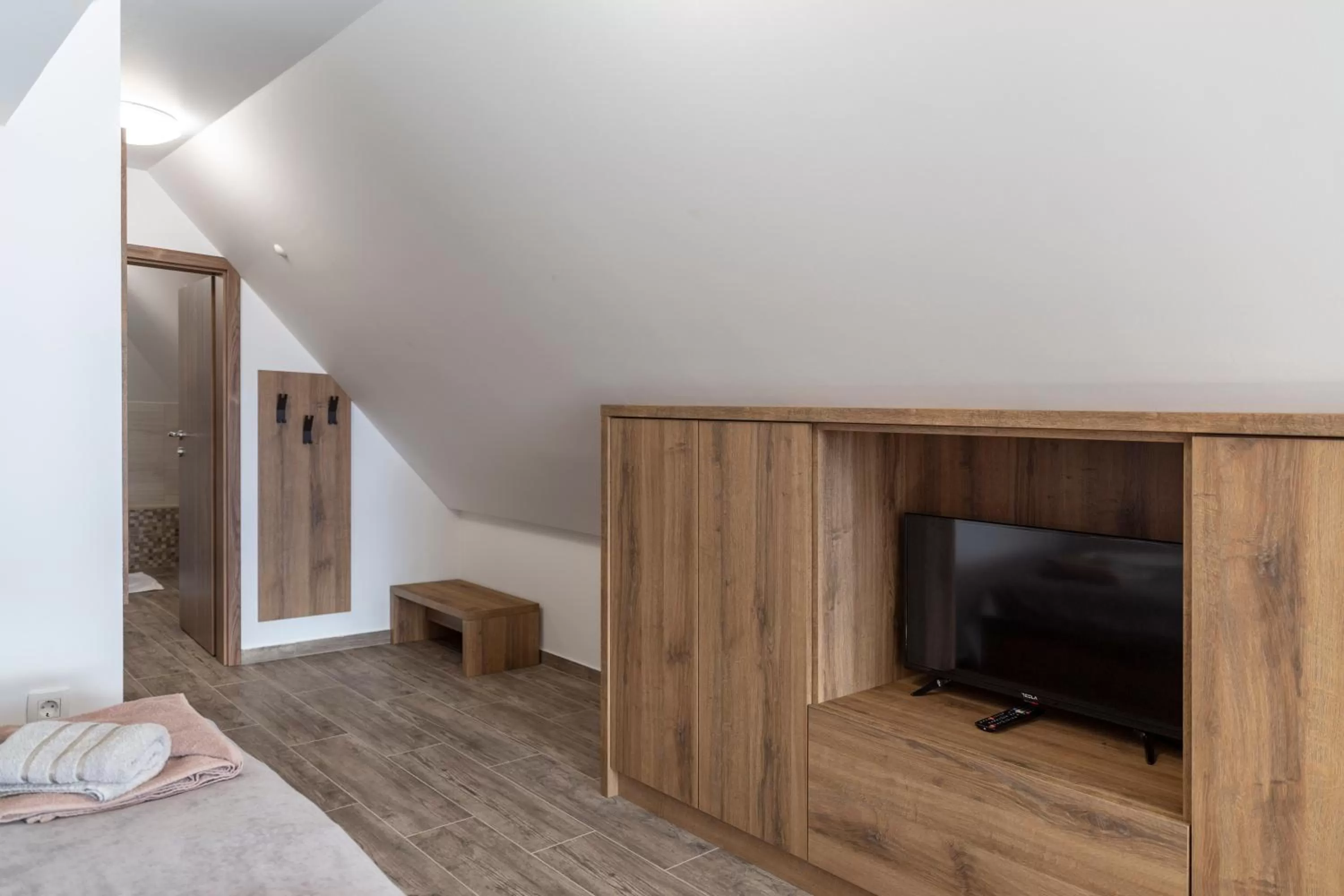 Property building, Bed in Vila Marin Miler