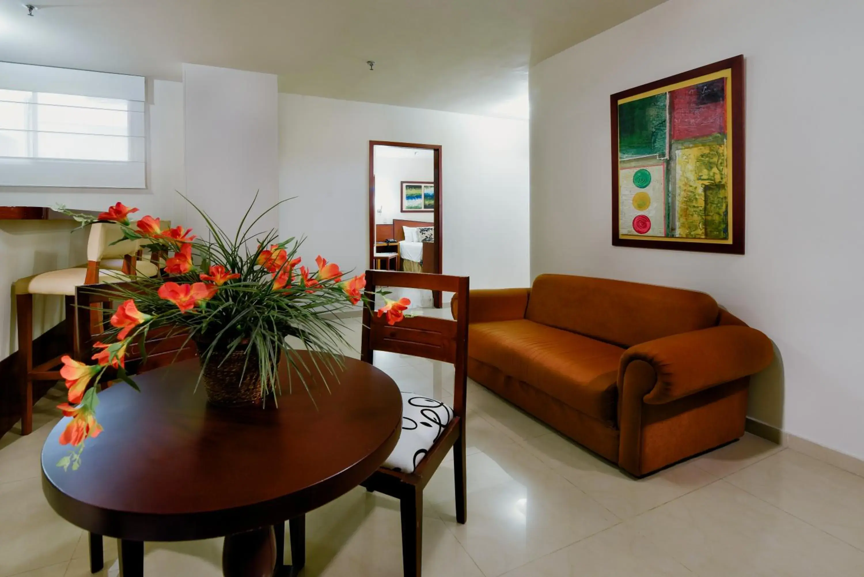 Living room, Seating Area in Howard Johnson Hotel Versalles Barranquilla