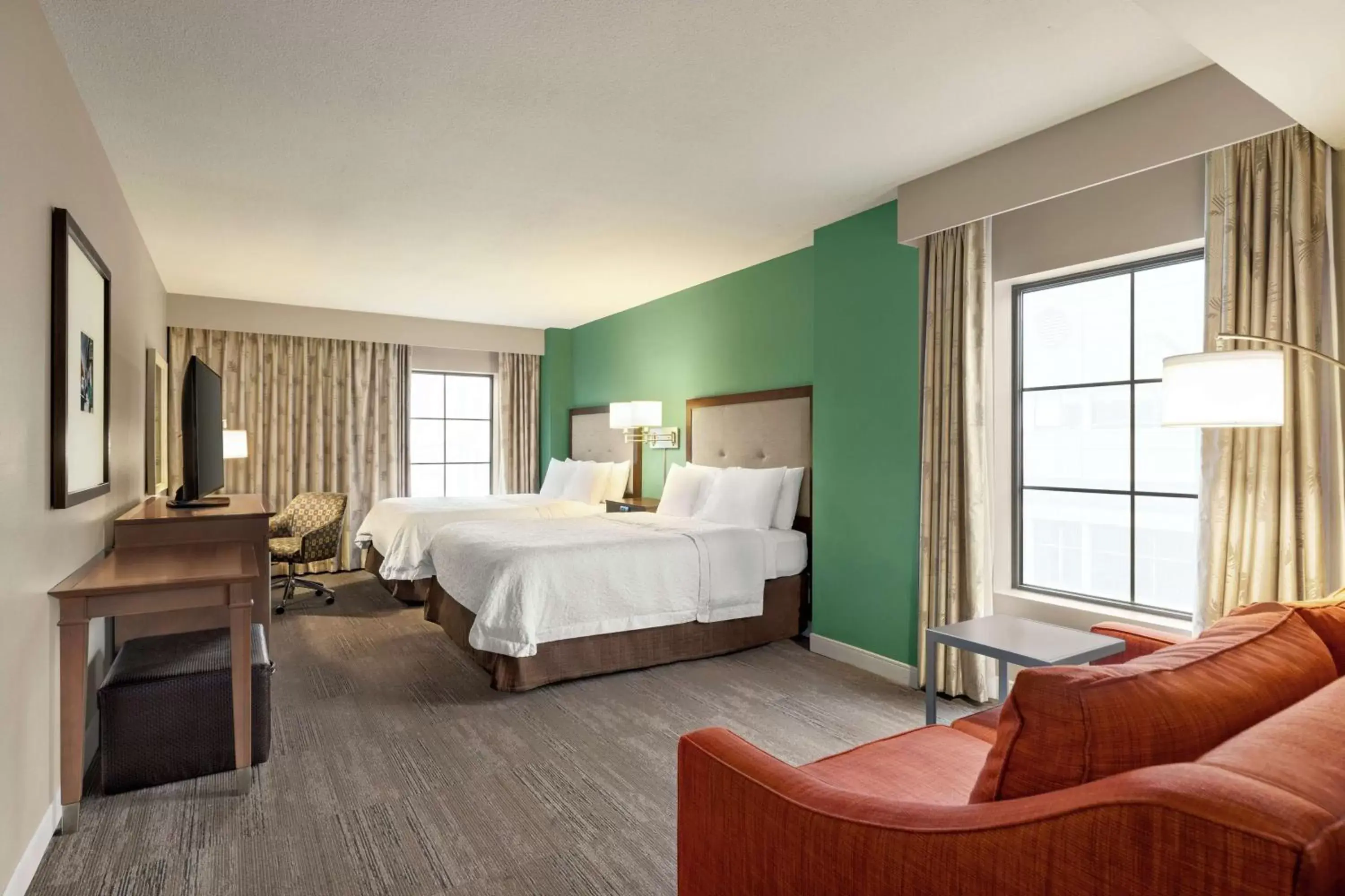 Bedroom in Hampton Inn and Suites New Orleans Convention Center