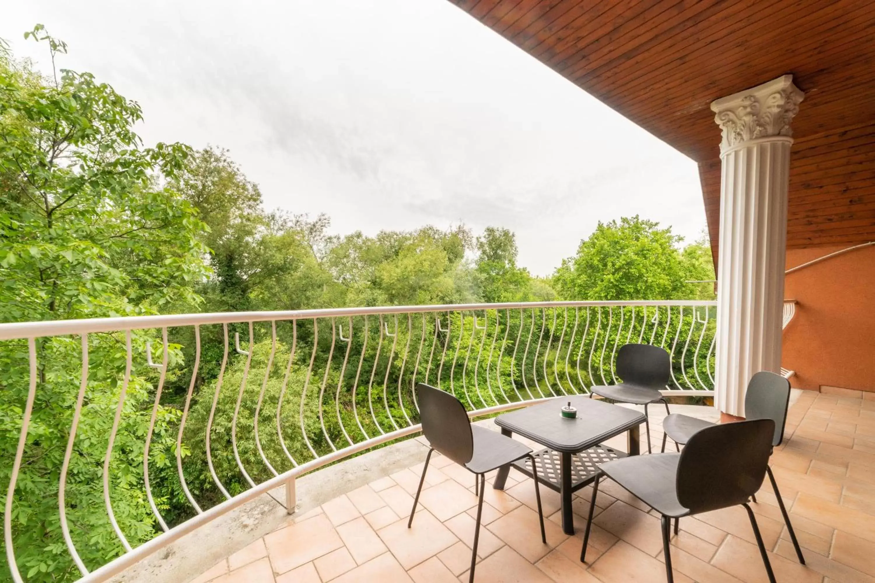 Balcony/Terrace in Le Rose Hotel