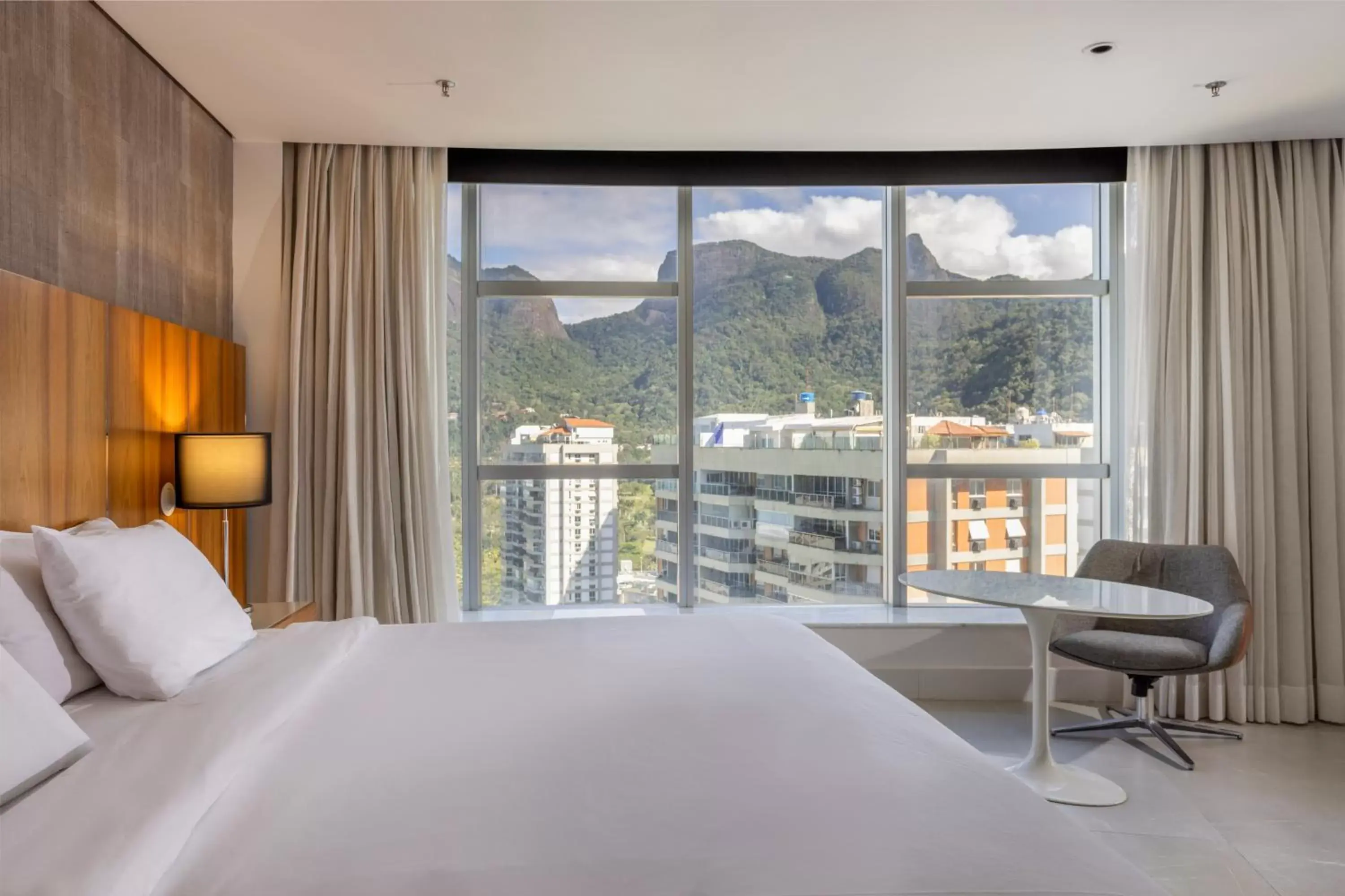 Deluxe Room Mountain View - single occupancy in Hotel Nacional Rio de Janeiro - OFICIAL Deluxe Room Mountain View - single occupancy in Hotel Nacional Rio de Janeiro - OFICIAL