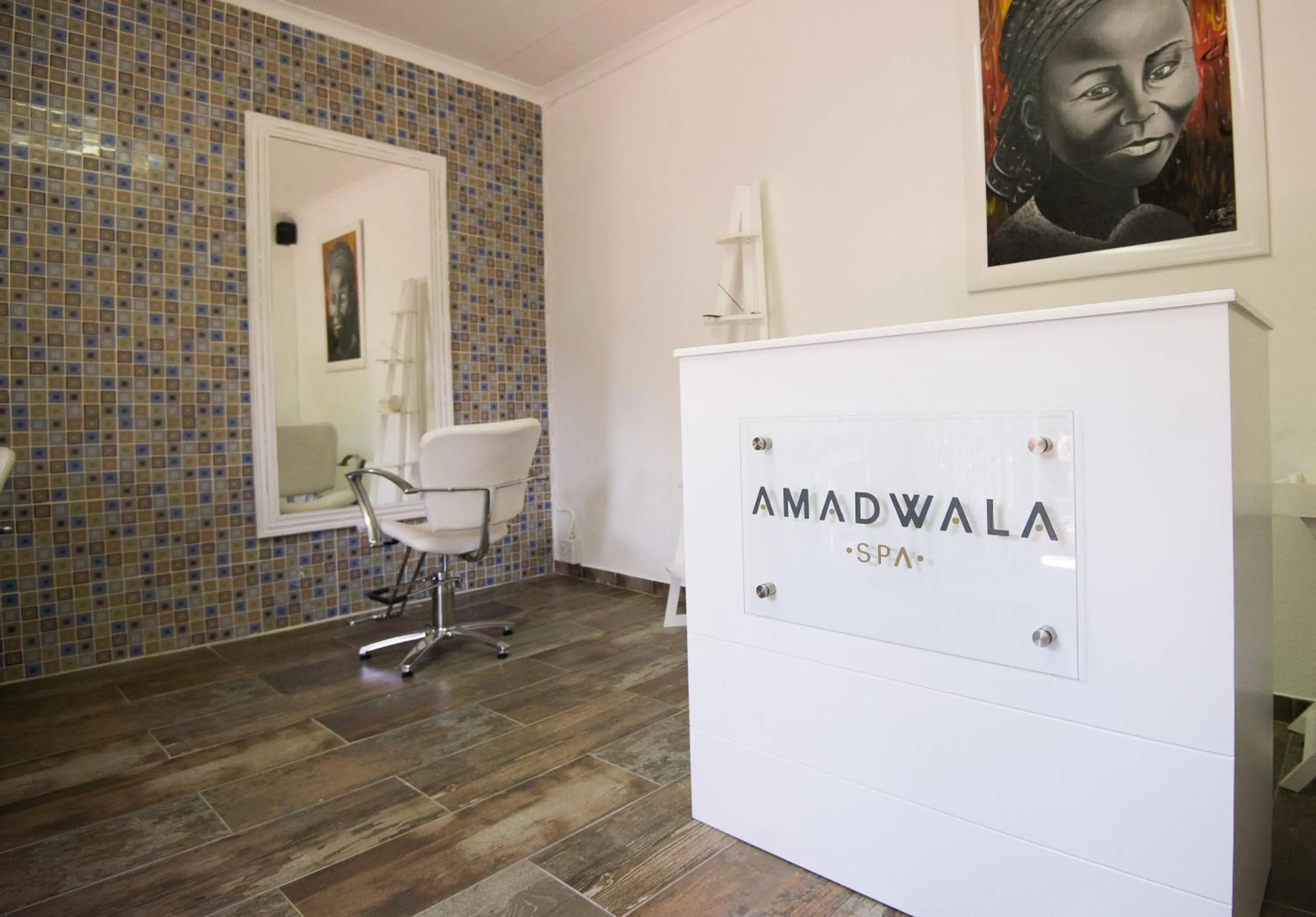 Massage in Amadwala Lodge
