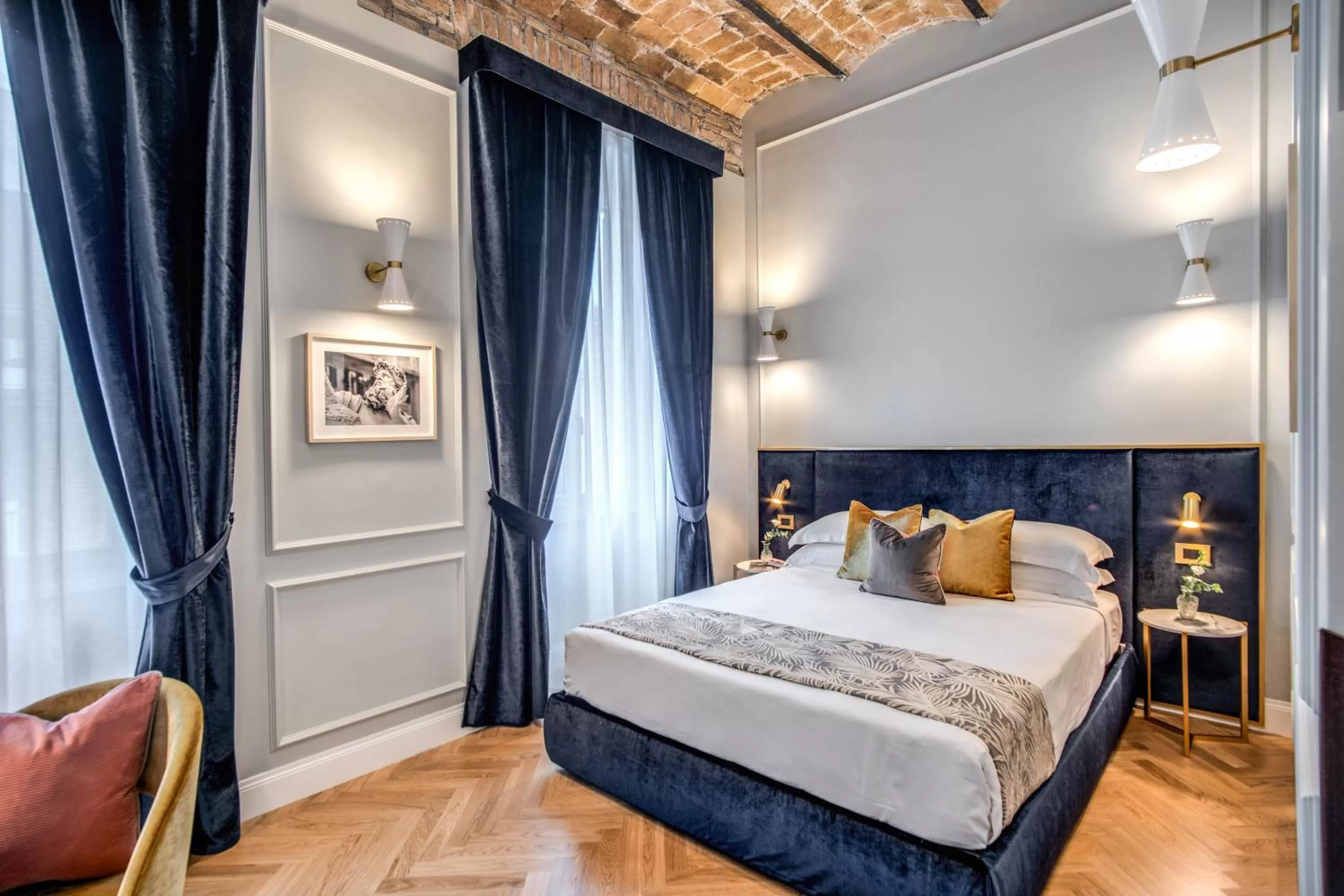 Bed in Tree Charme Augusto Boutique Hotel