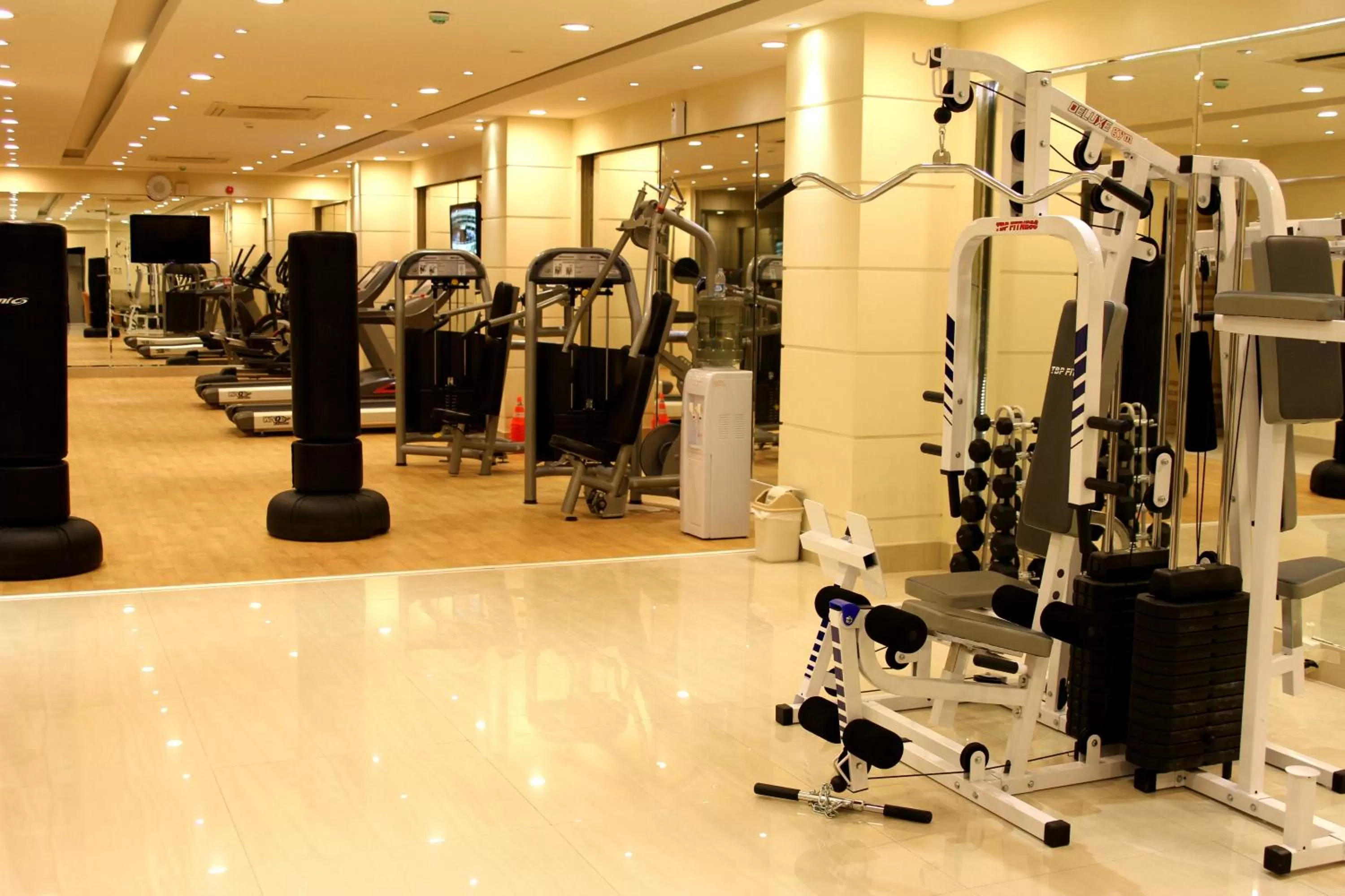 Fitness centre/facilities in Carawan Al Fahad Hotel