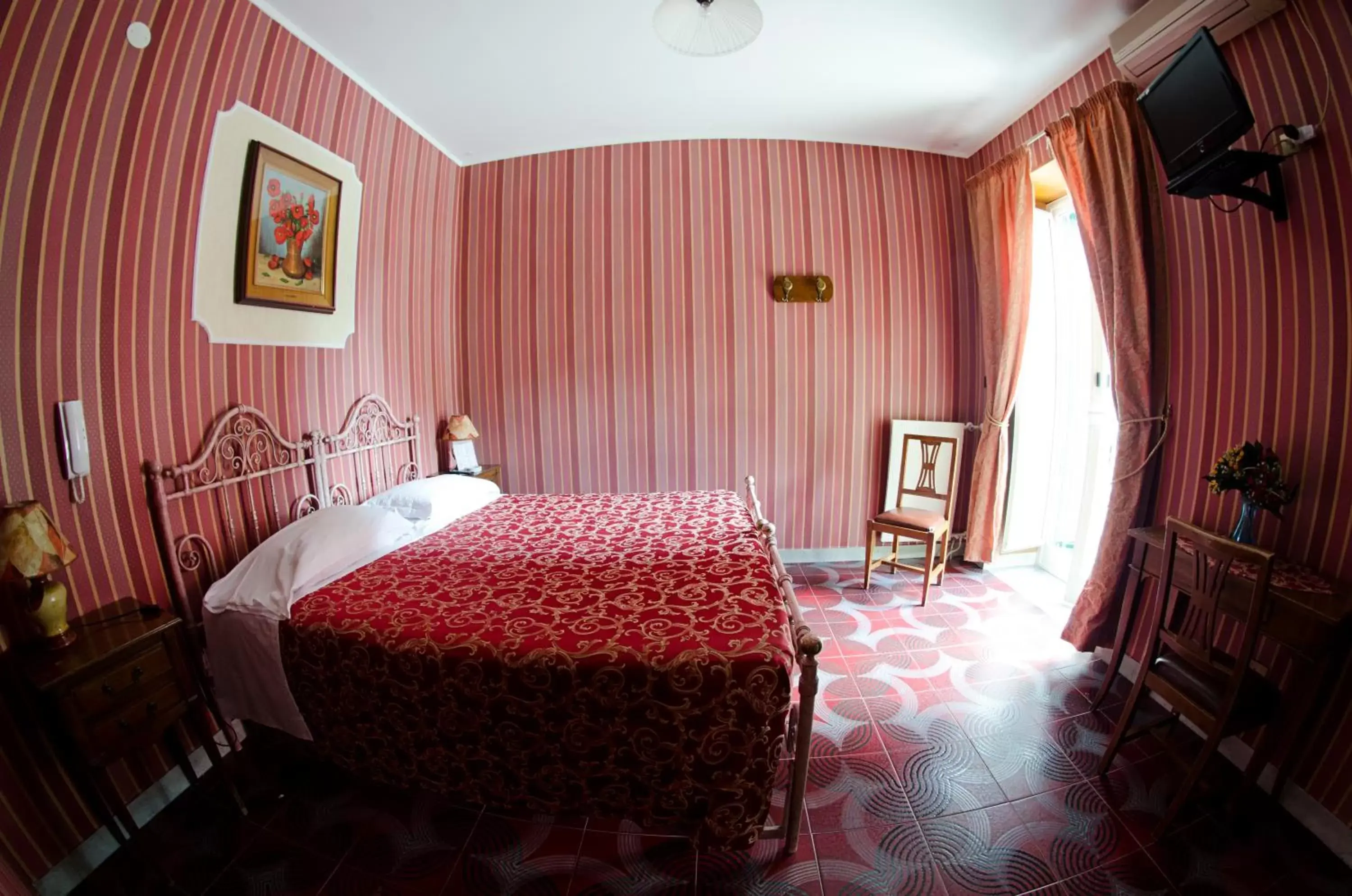 Photo of the whole room, Bed in Hotel Villa Maria