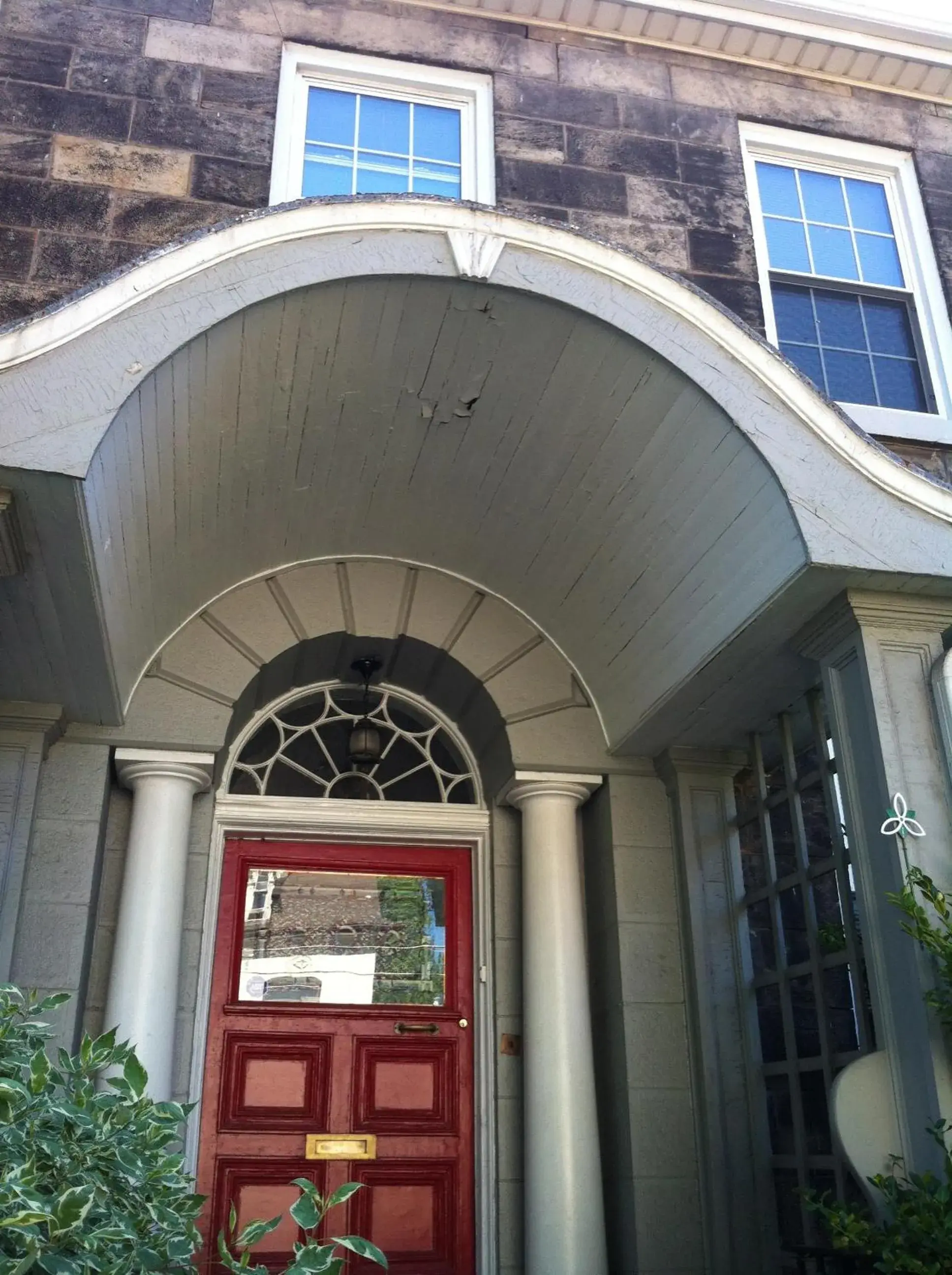 Facade/entrance in Pring Guesthouse