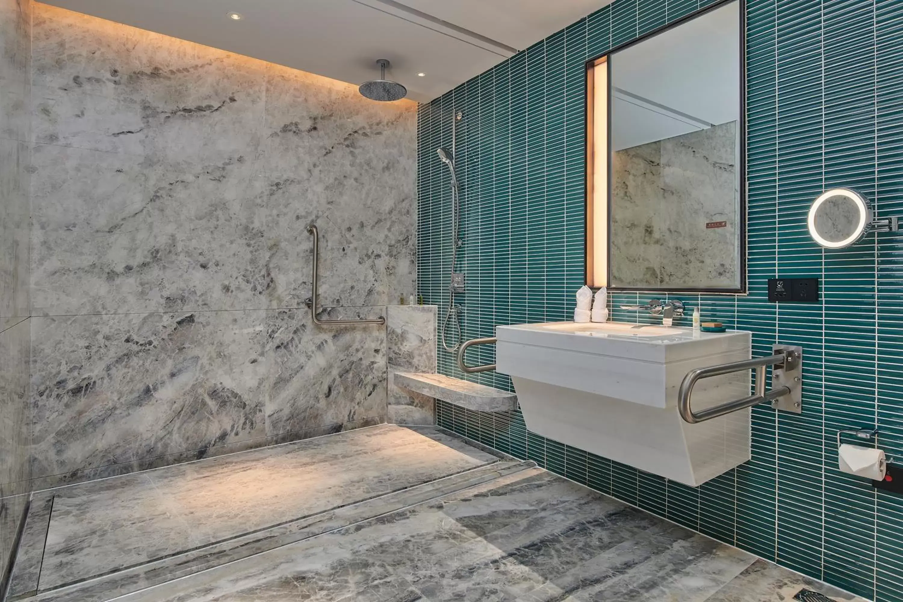Bathroom in Hilton Chongqing Liangjiang New Area