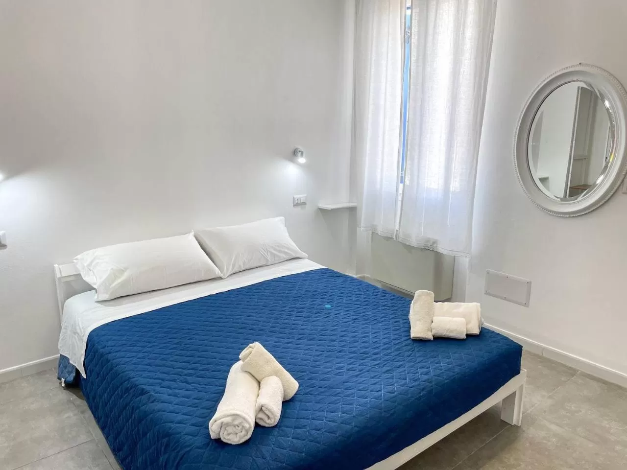 Bed in Tea House Alghero