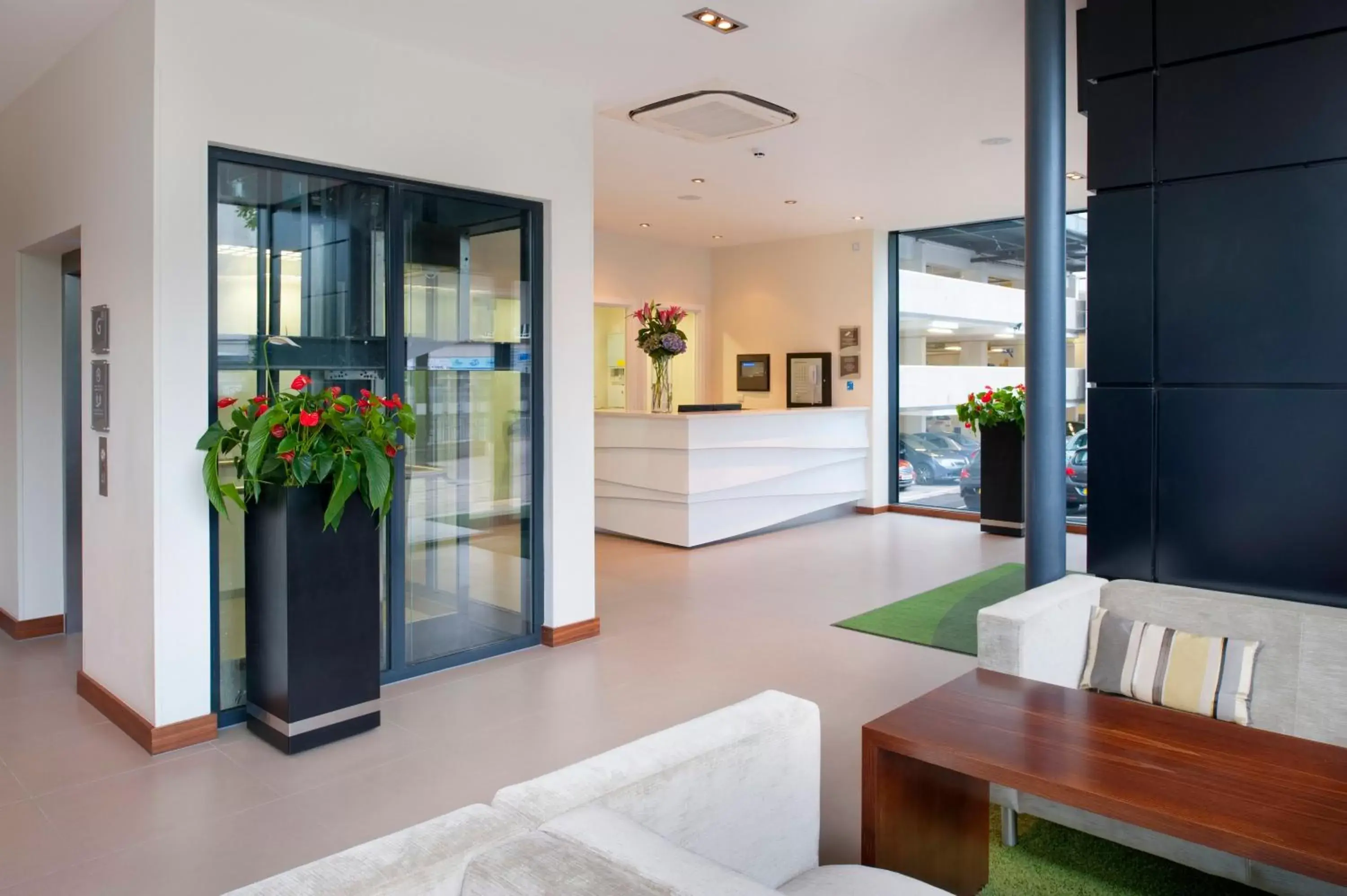 Property building in Holiday Inn Bristol City Centre by IHG Property building in Holiday Inn Bristol City Centre by IHG