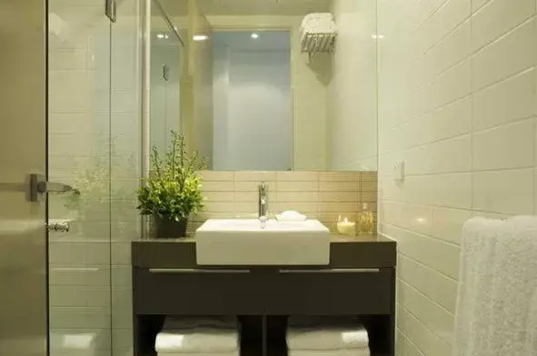 Bathroom in Caroline Serviced Apartments Brighton