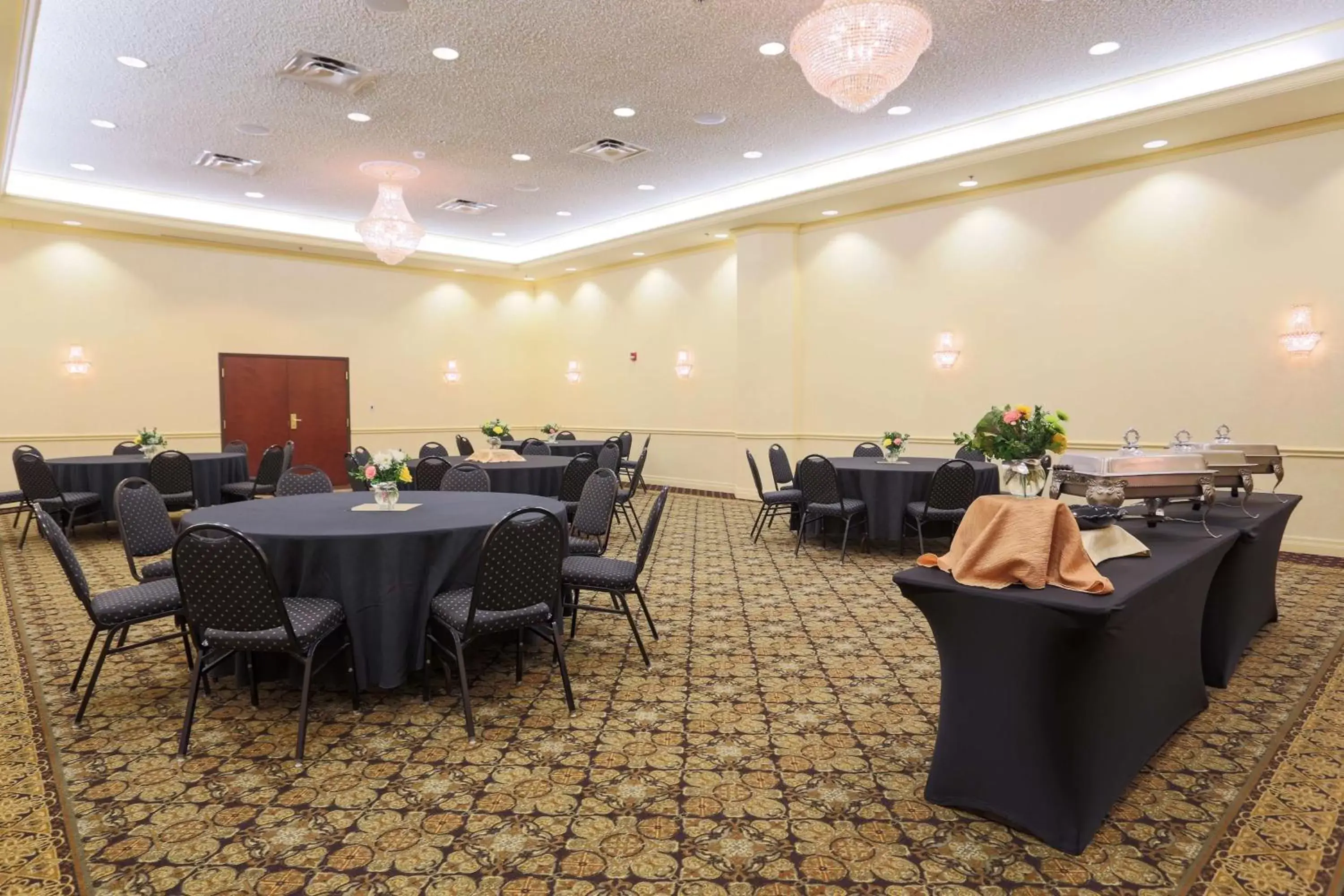 On site, Restaurant/Places to Eat in Drury Inn & Suites St. Louis Convention Center