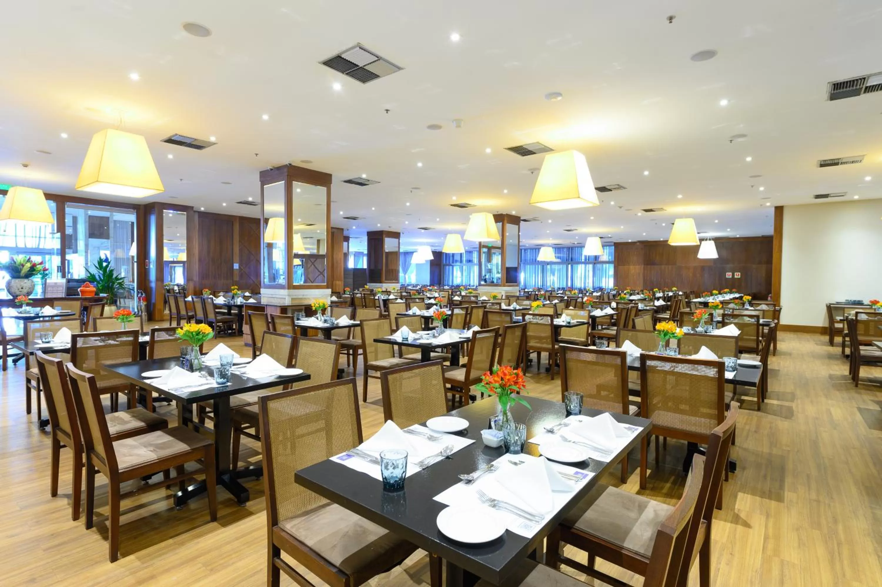 Restaurant/places to eat in Windsor Marapendi Hotel