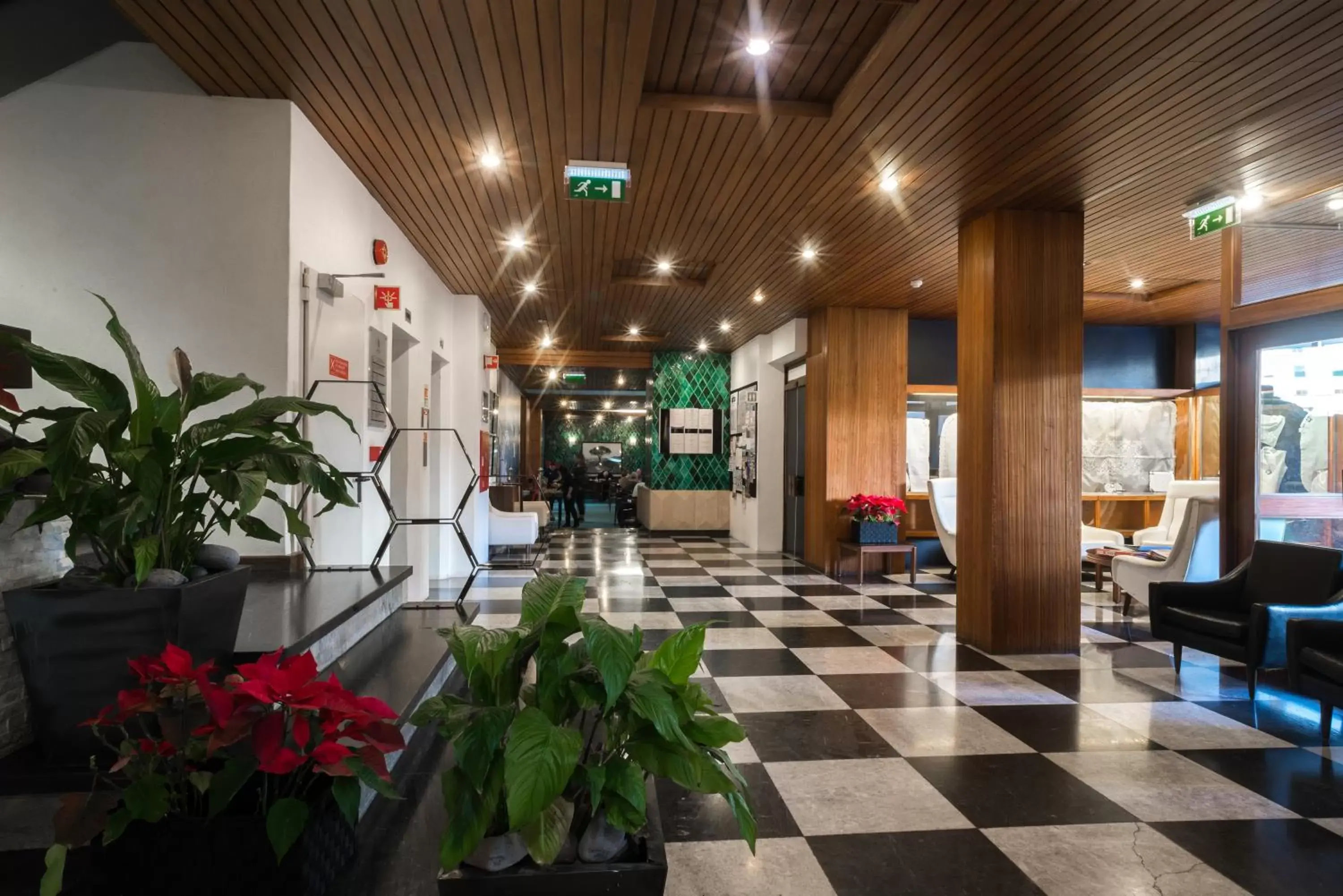 Lobby or reception in Hotel do Carmo Lobby or reception in Hotel do Carmo