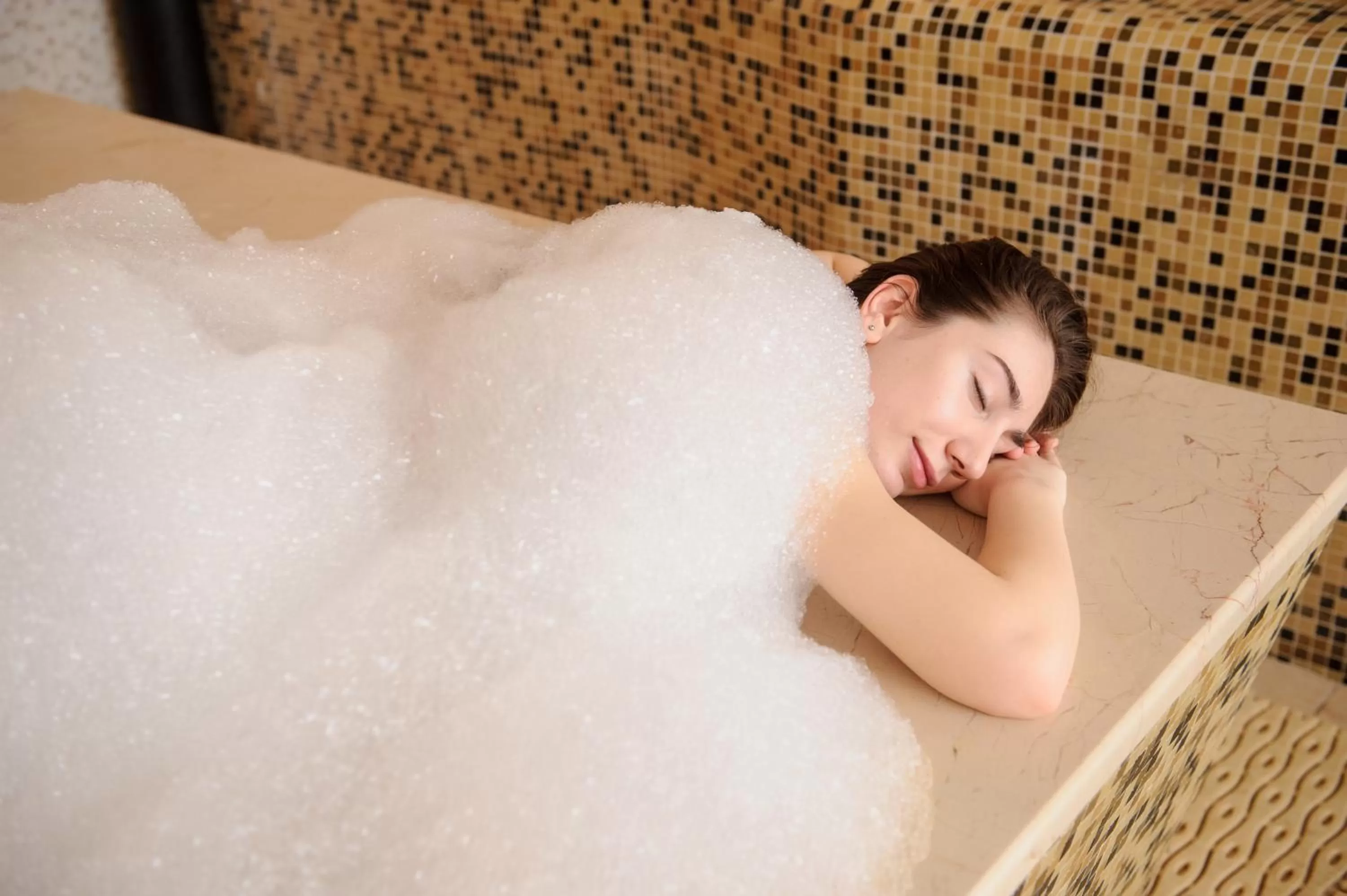 Spa and wellness centre/facilities in InterContinental Doha The City by IHG