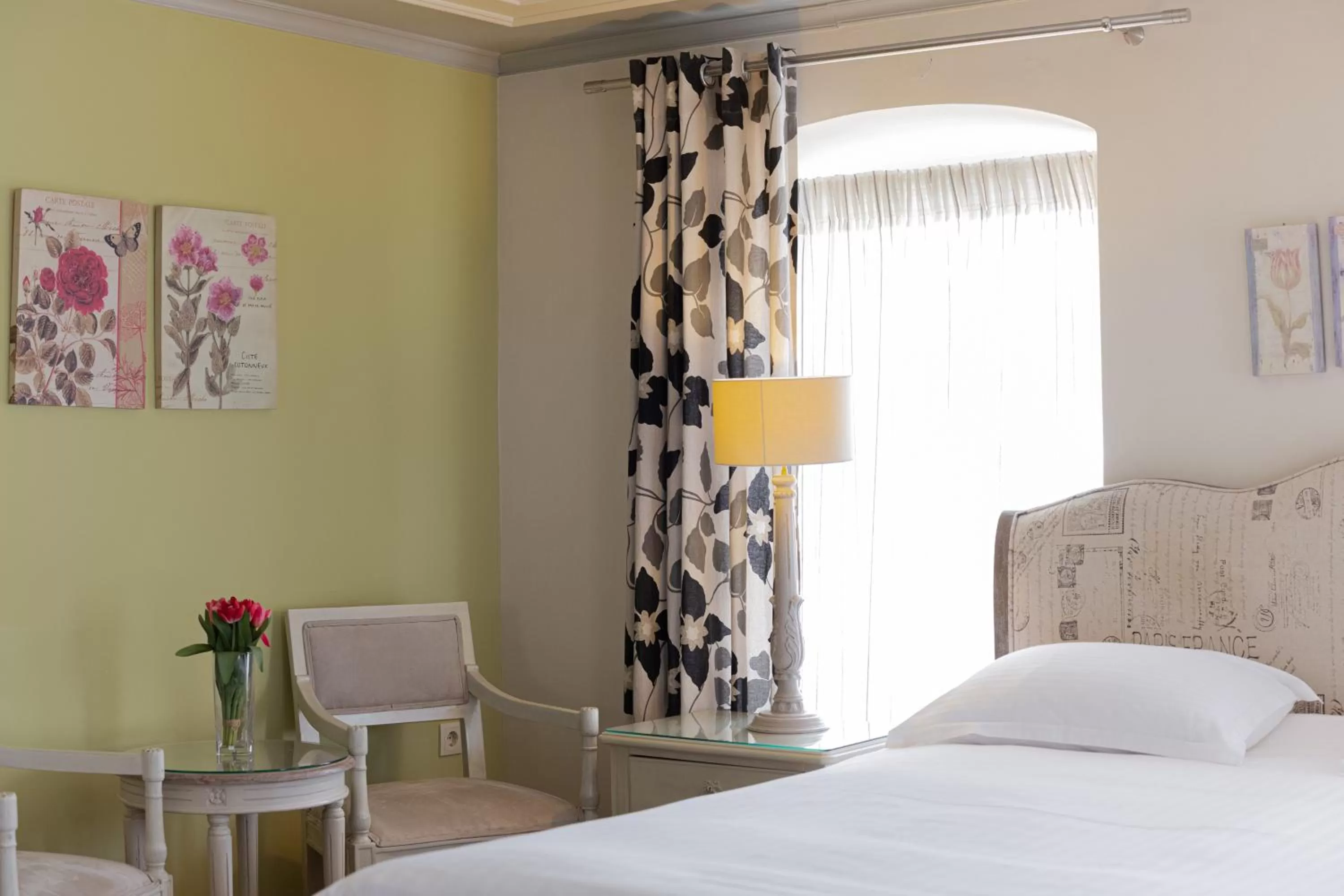 Decorative detail, Bed in Kastello Hotel