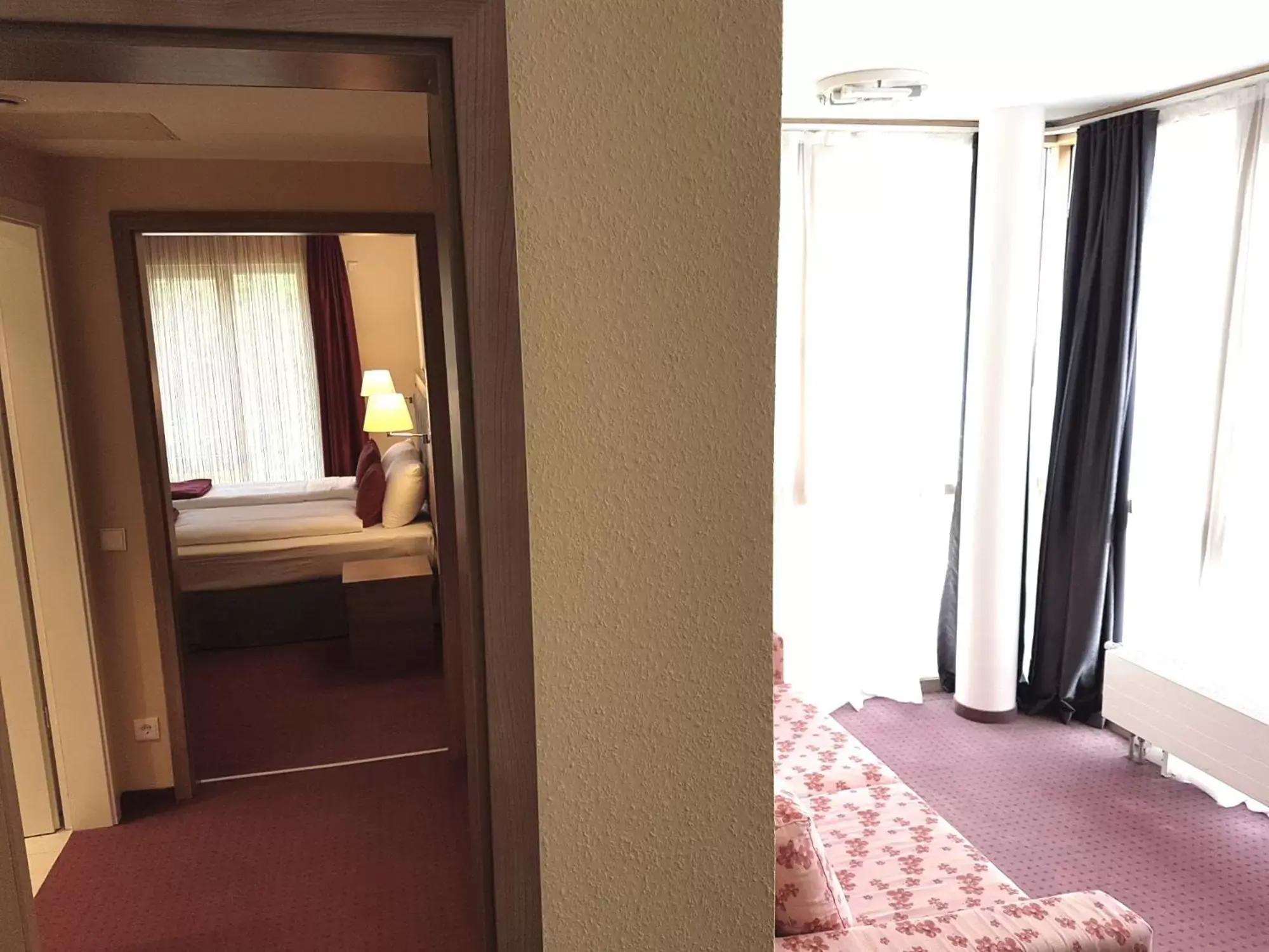 Bedroom, Bed in Nashira Kurpark Hotel -100 prozent barrierefrei-