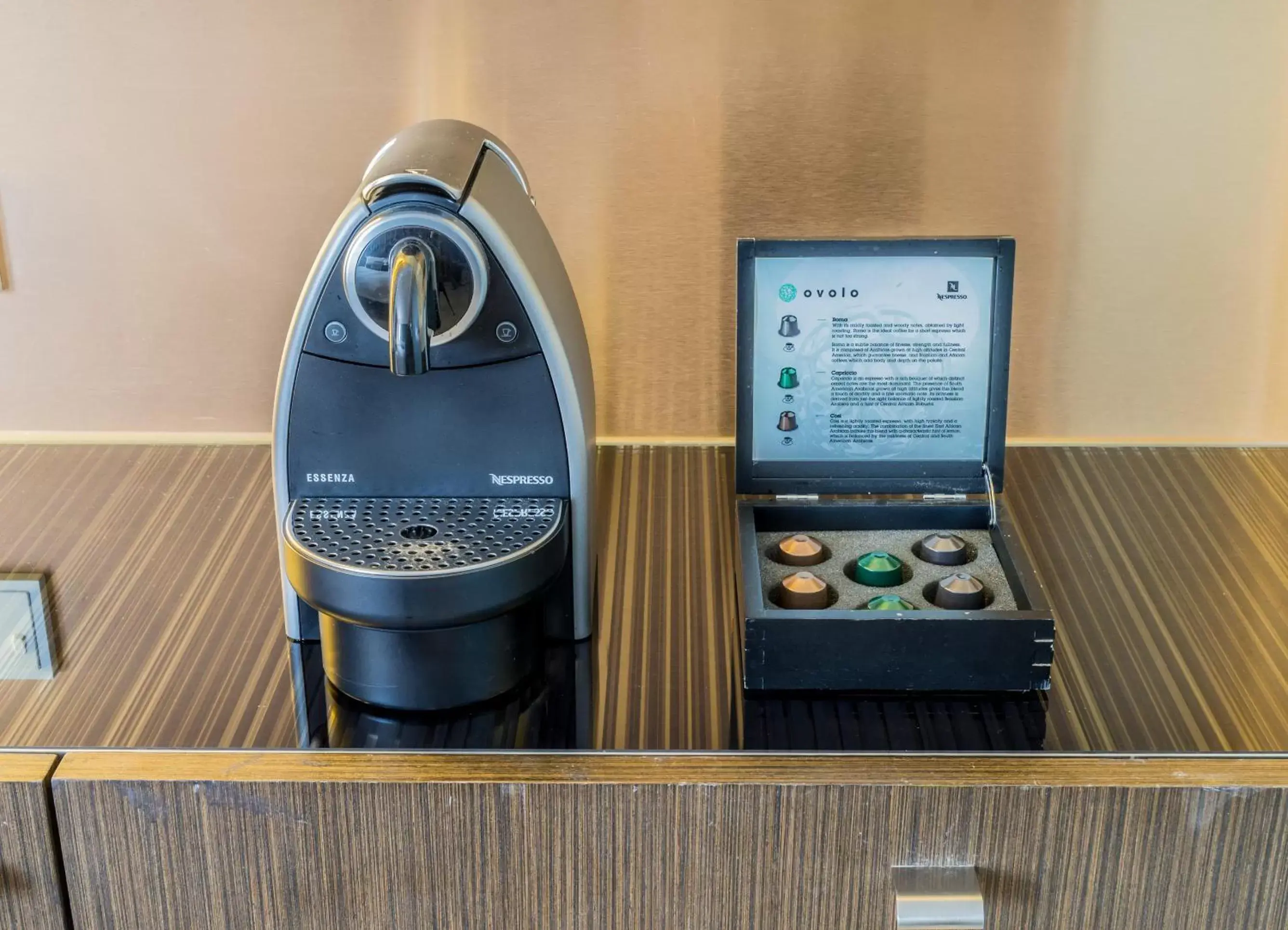 Coffee/tea facilities in Ovolo Central