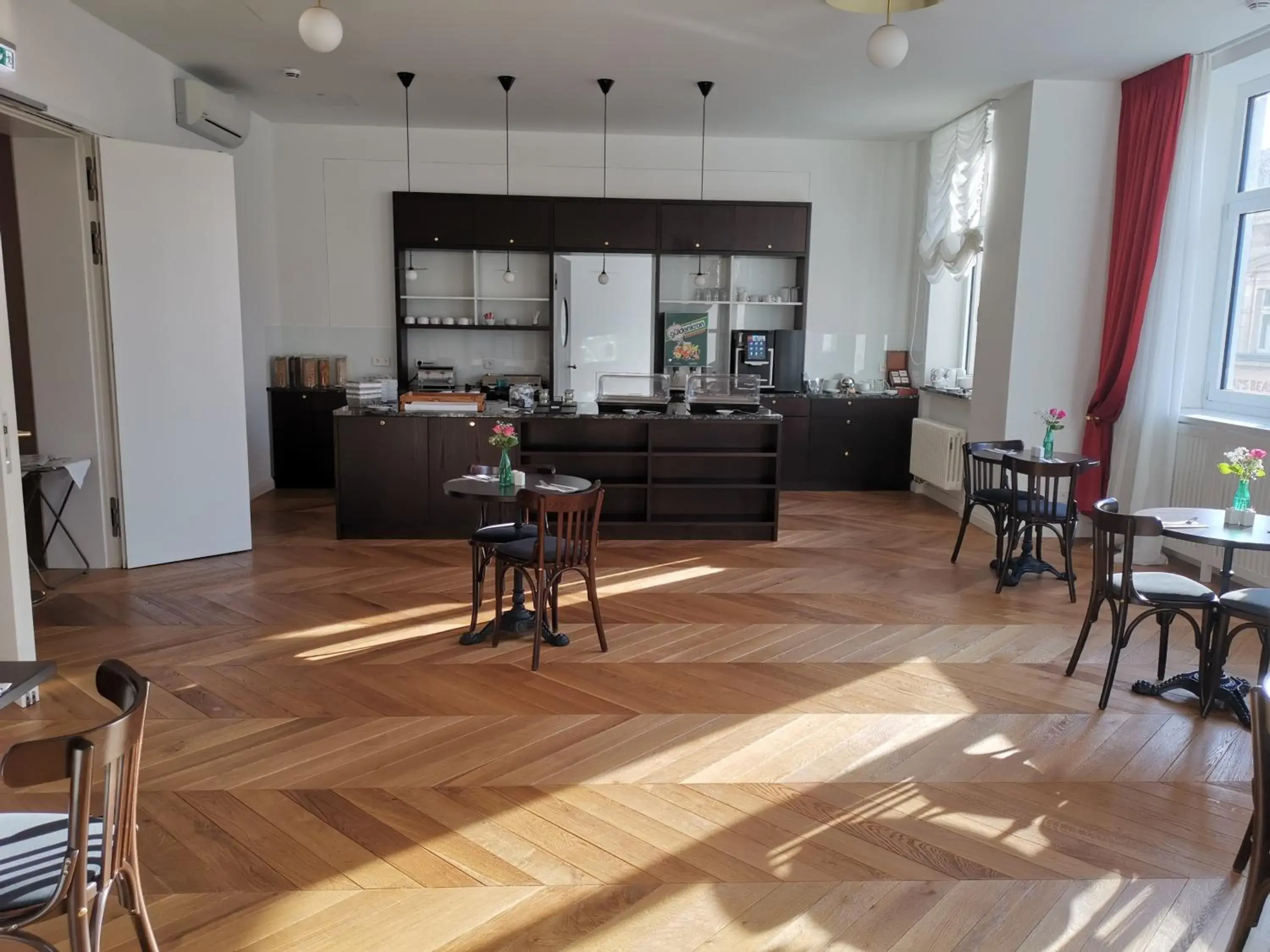 Kitchen/Kitchenette in Hotel Lindenufer