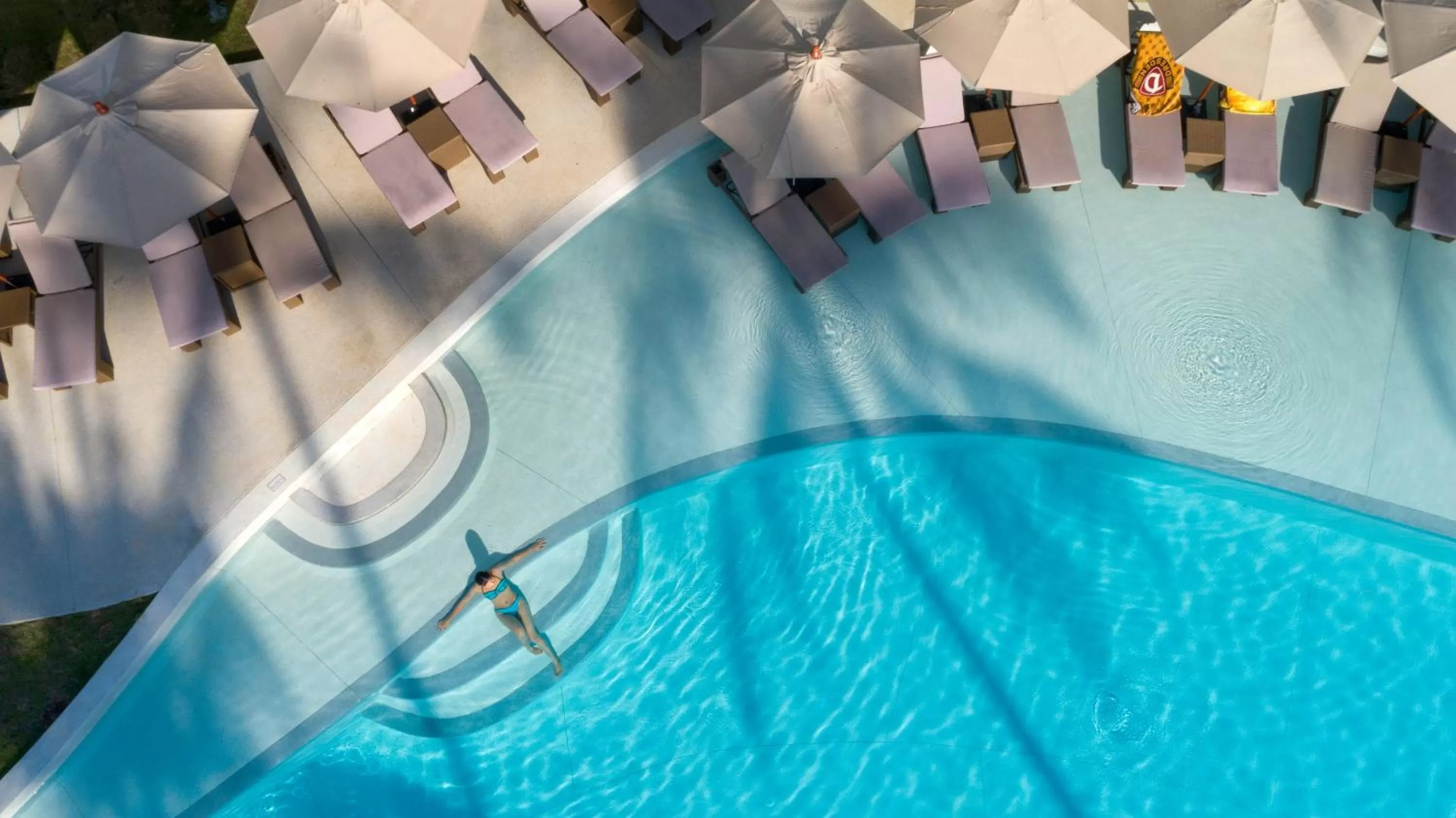 Swimming pool in Eden Beach Khao Lak Resort & Spa